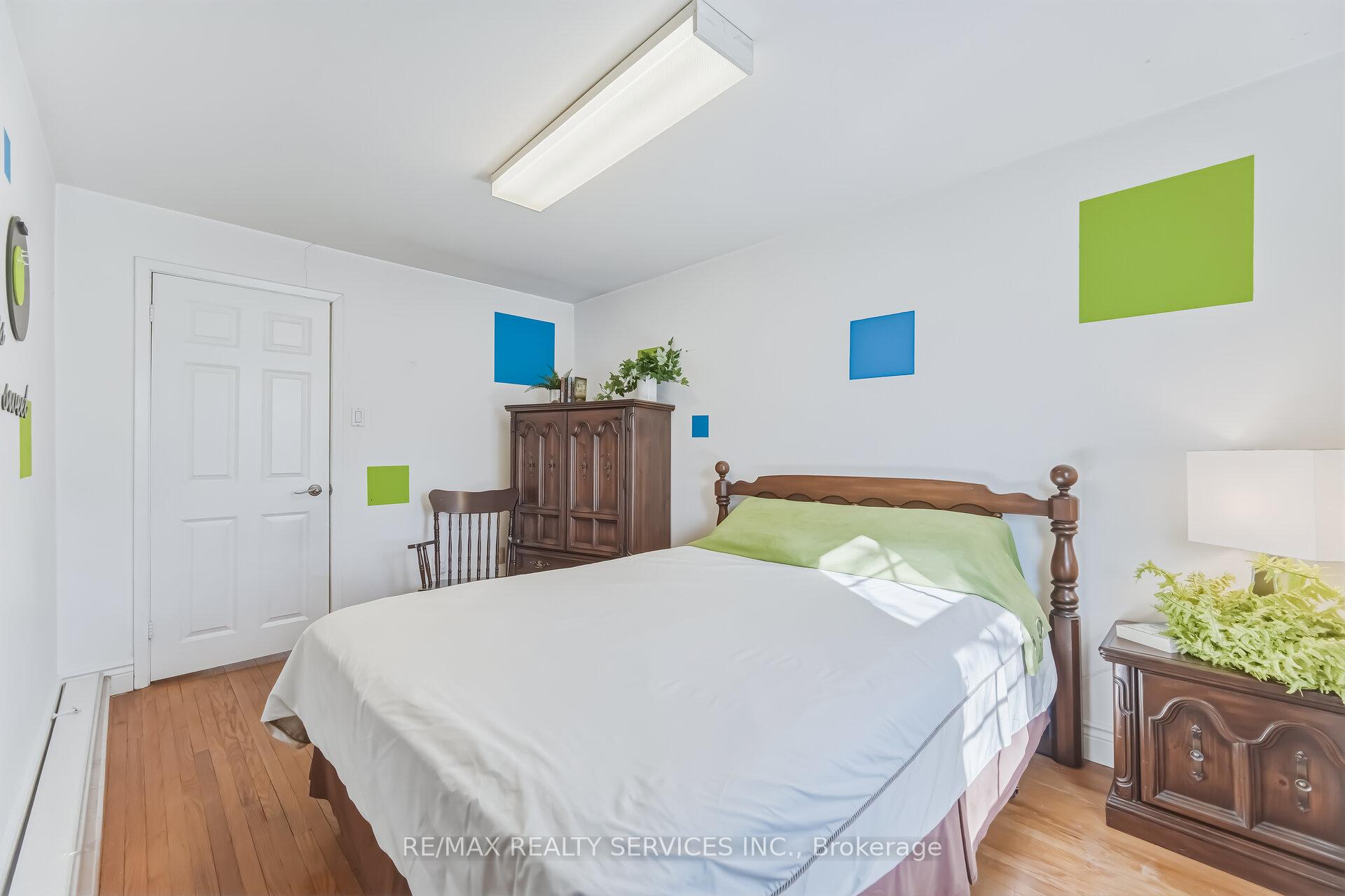 Photo 12 of 15 Braemar Drive, Brampton, Avondale — HOMEH