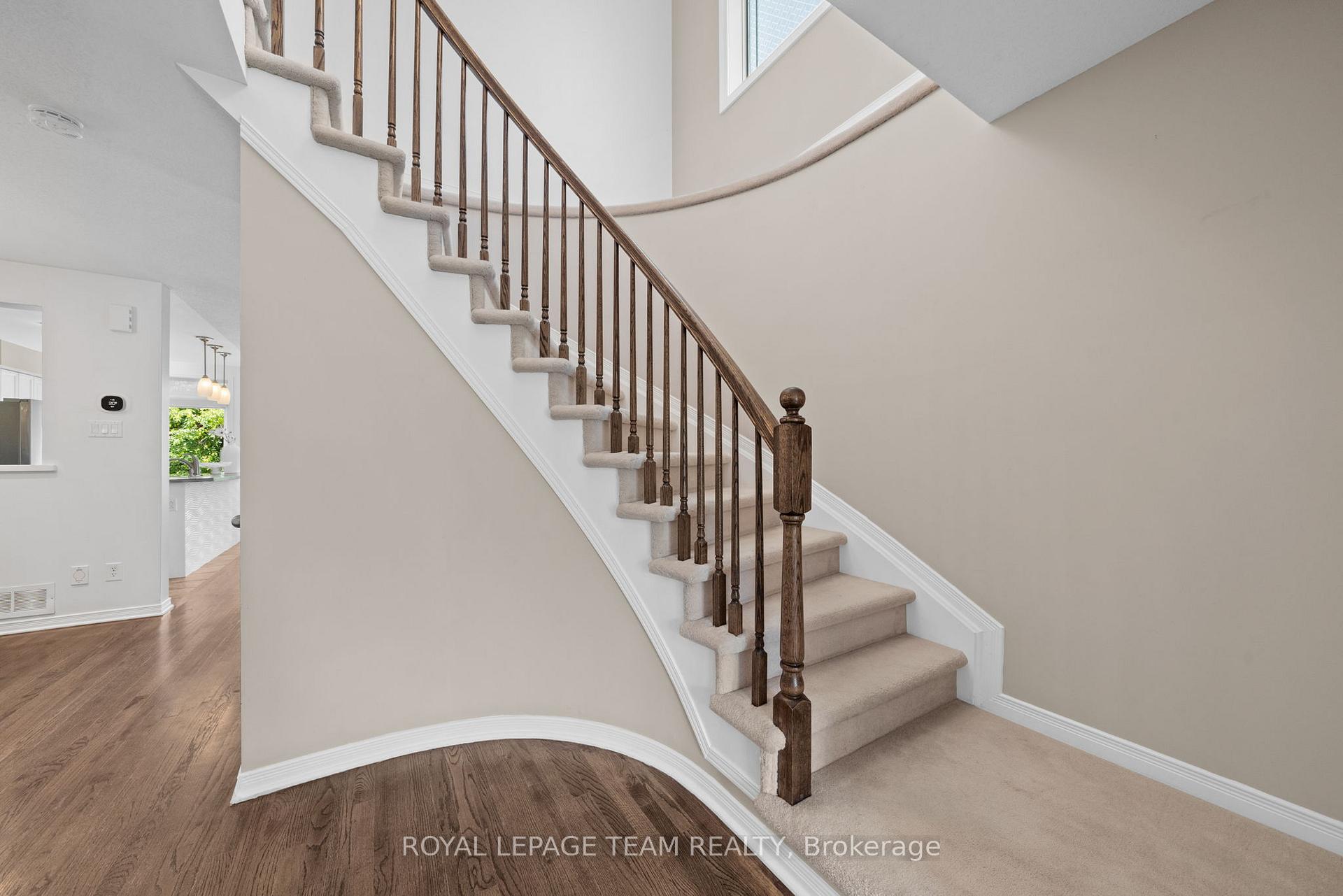 Photo 22 of 348 Brigitta Street, Ottawa, Kanata - Emerald Meadows/Trailwest — HOMEH