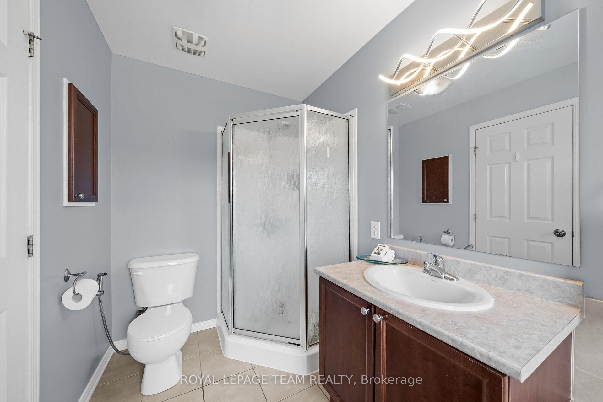 Photo 27 of 348 Brigitta Street, Ottawa, Kanata - Emerald Meadows/Trailwest — HOMEH
