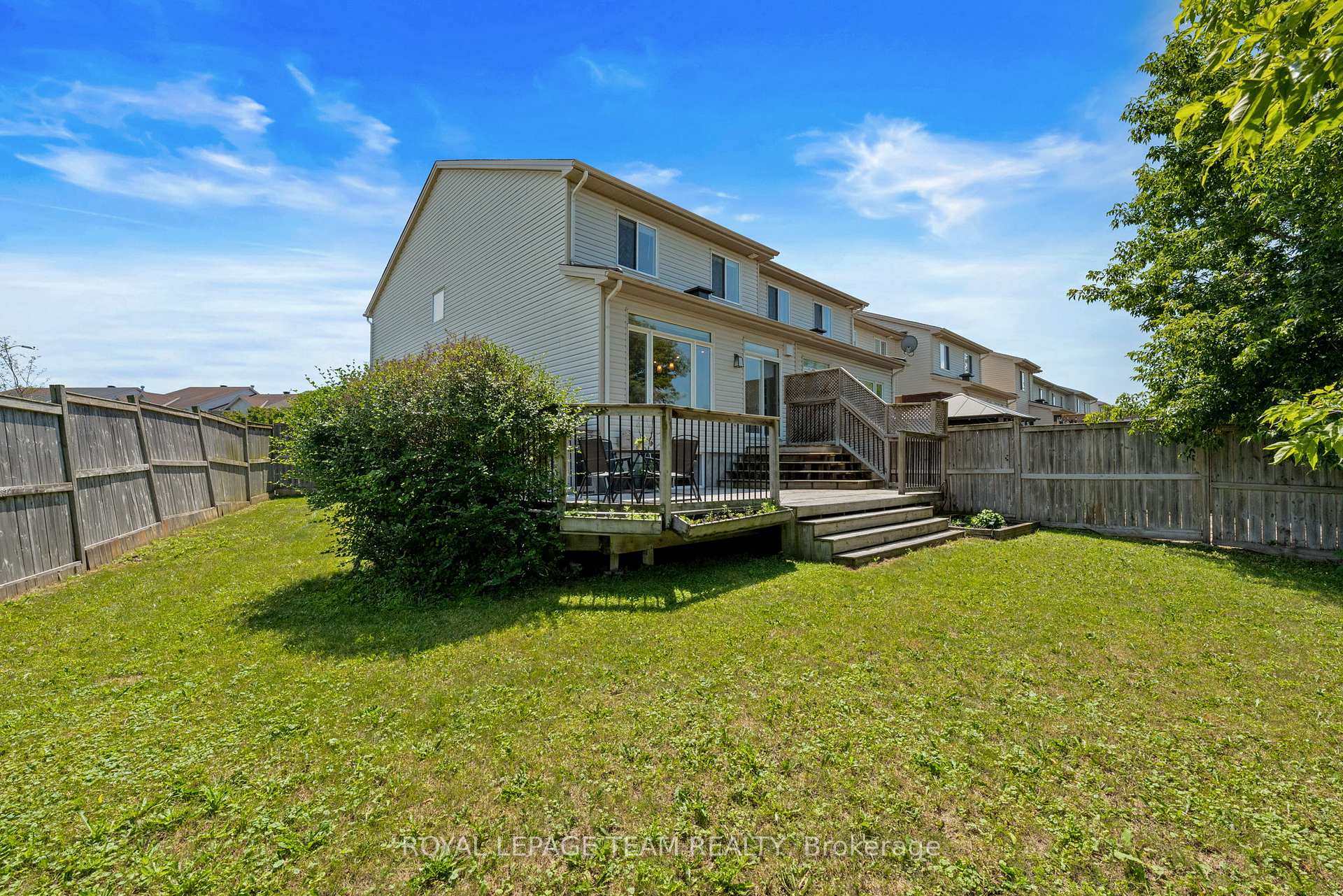 Photo 37 of 348 Brigitta Street, Ottawa, Kanata - Emerald Meadows/Trailwest — HOMEH