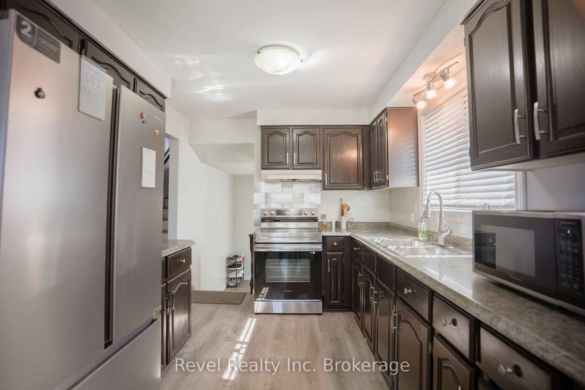 Photo 58 of 113 Massey Drive, North Bay, Ferris — HOMEH