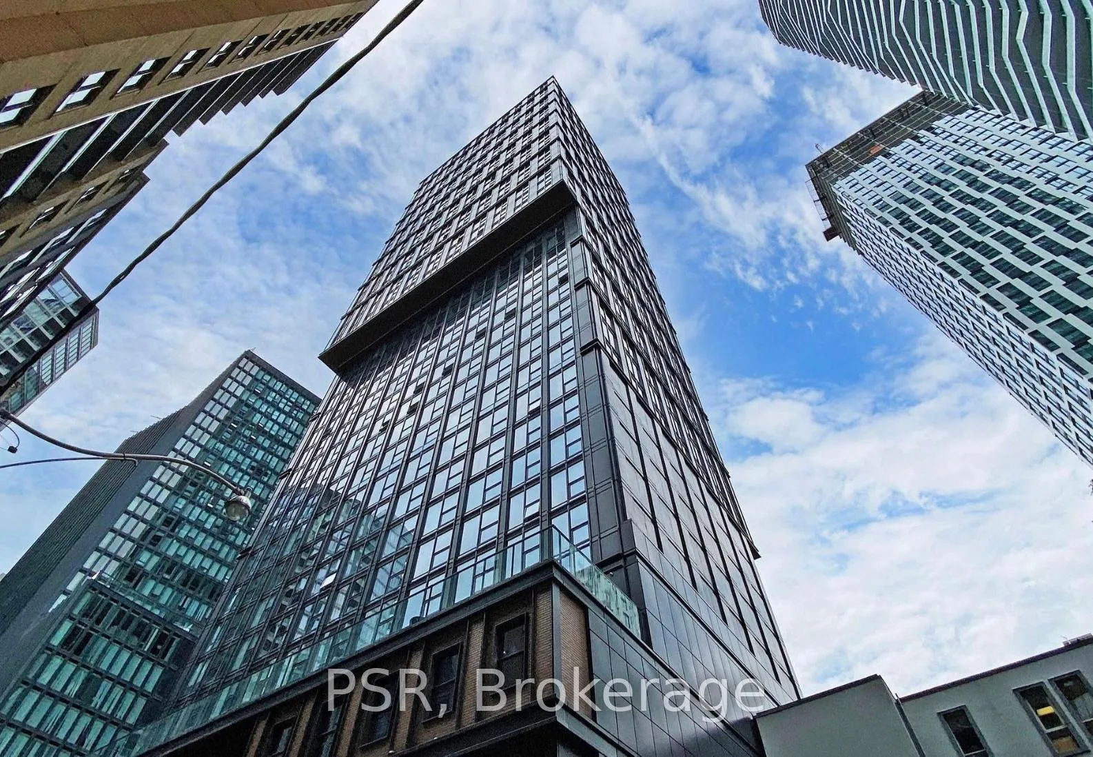 Front of Unit 3611, 82 Dalhousie Street