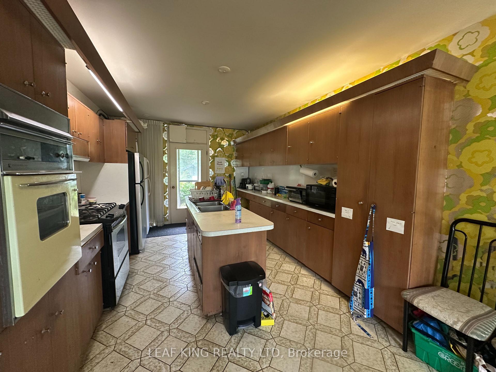 Photo 2 of 11 Wilmont Court, Hamilton, Ainslie Wood — HOMEH