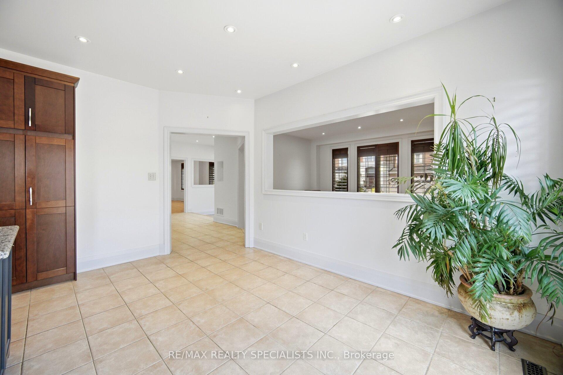 Photo 13 of 257 St. Francis Avenue, Vaughan, Vellore Village — HOMEH