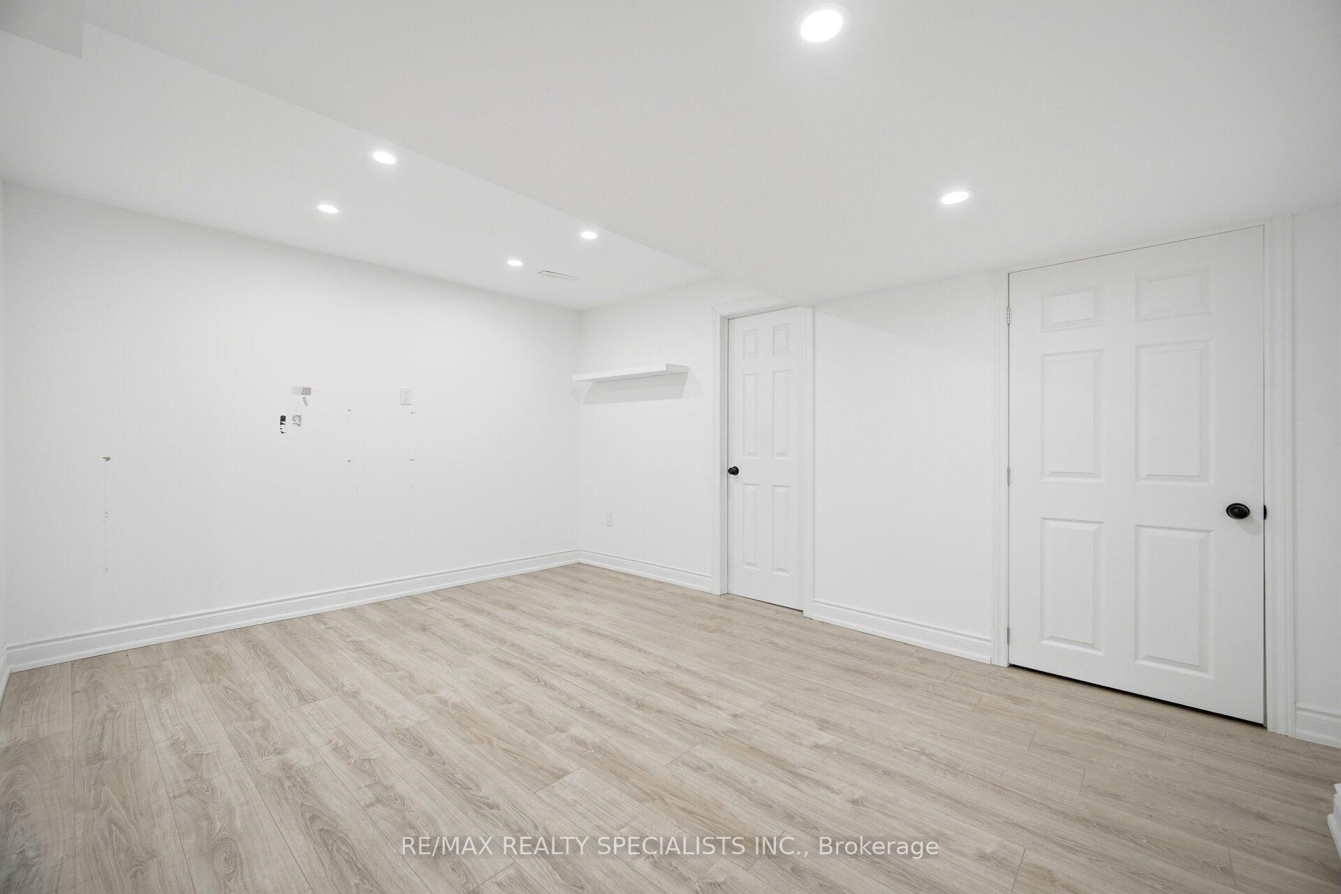 Photo 39 of 257 St. Francis Avenue, Vaughan, Vellore Village — HOMEH