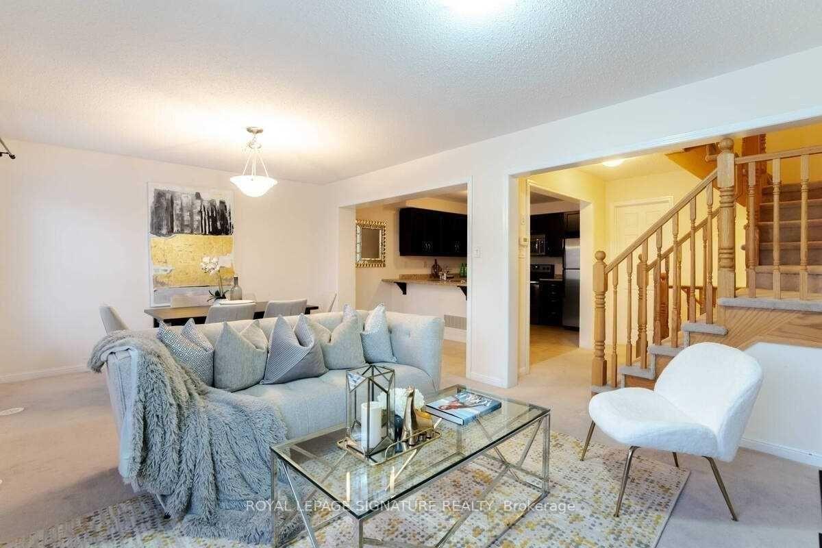 Photo 6 of 926 Nadalin Heights, Milton, Willmott — HOMEH