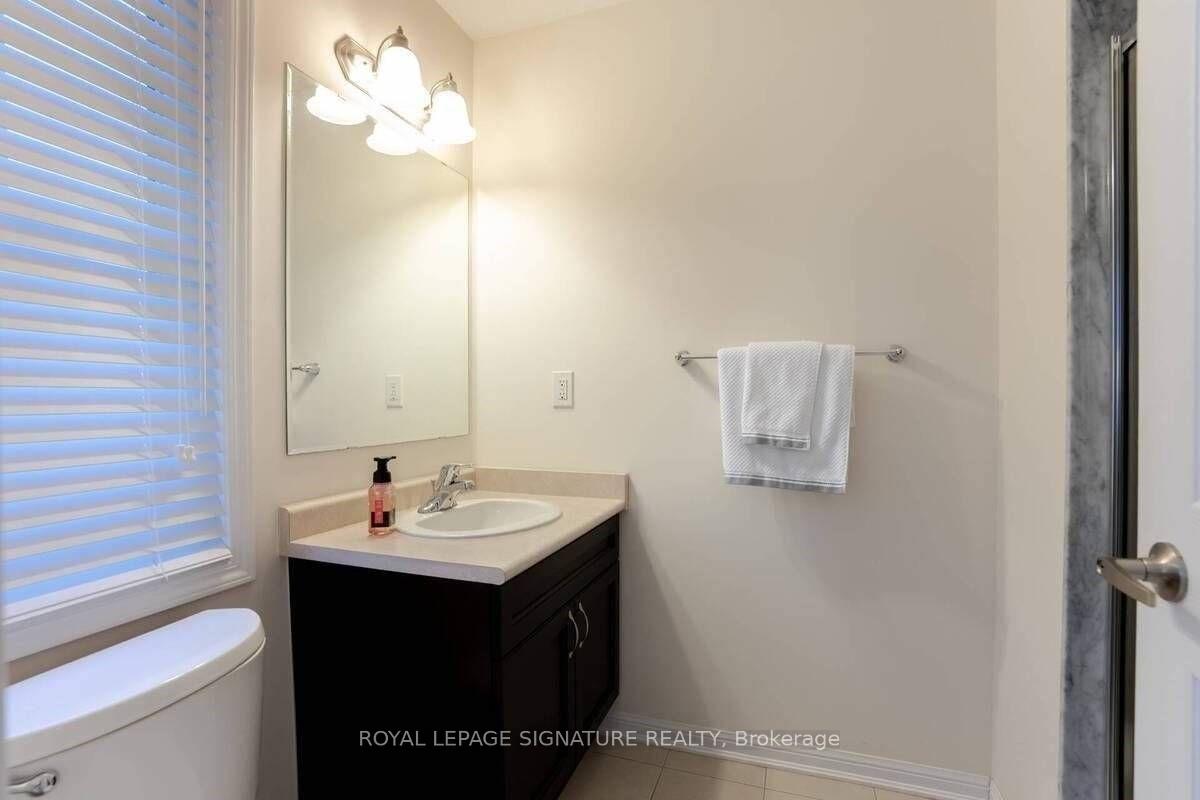 Photo 21 of 926 Nadalin Heights, Milton, Willmott — HOMEH