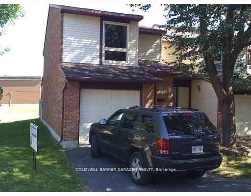 Front of Unit 88, 117 Theresa Private