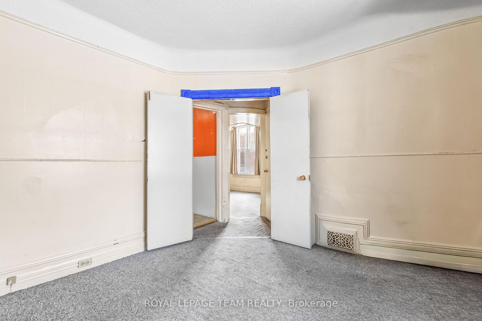 Photo 7 of 498 Gladstone Avenue, Ottawa, Ottawa Centre — HOMEH