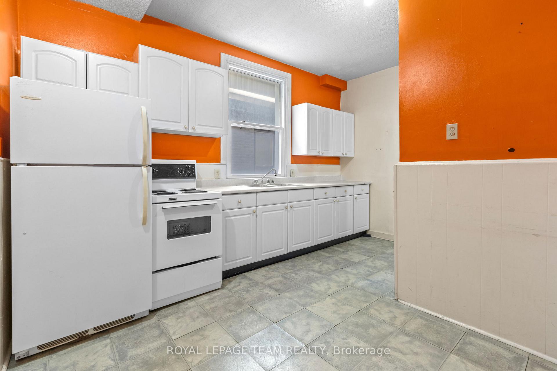 Photo 10 of 498 Gladstone Avenue, Ottawa, Ottawa Centre — HOMEH
