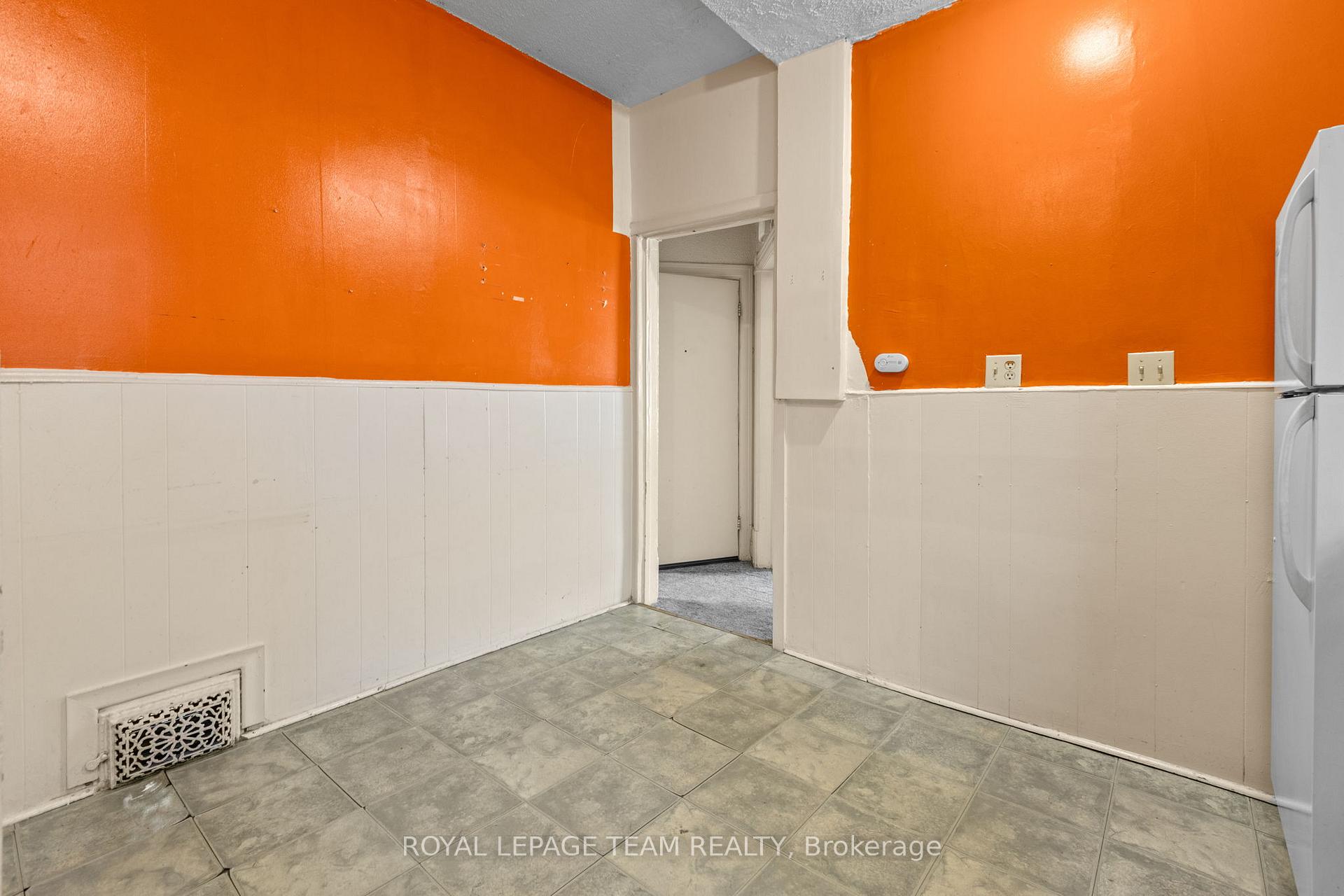 Photo 12 of 498 Gladstone Avenue, Ottawa, Ottawa Centre — HOMEH