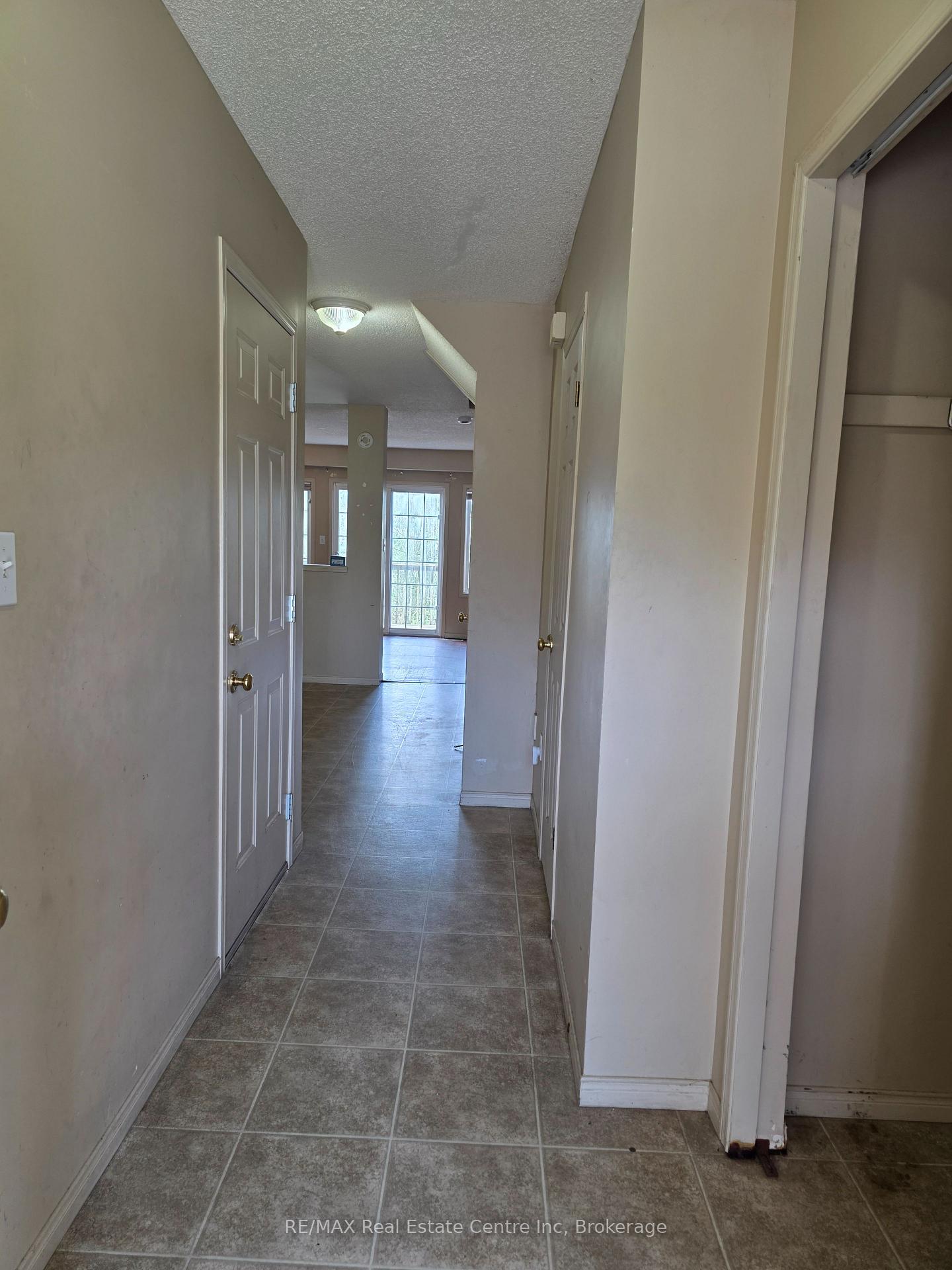 Photo 2 of Unit 99, 1155 Gordon Street, Guelph, Kortright West — HOMEH