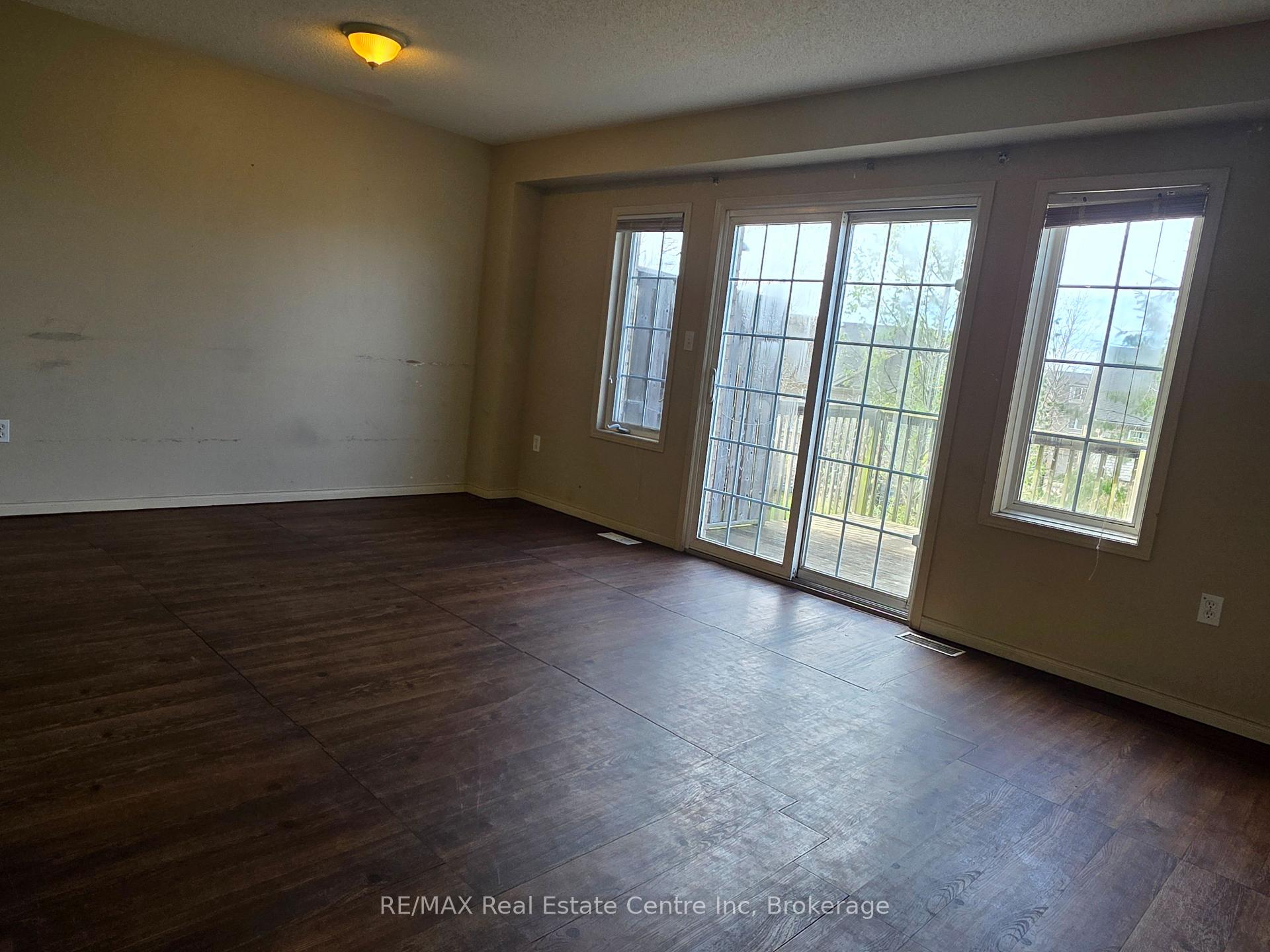 Photo 5 of Unit 99, 1155 Gordon Street, Guelph, Kortright West — HOMEH