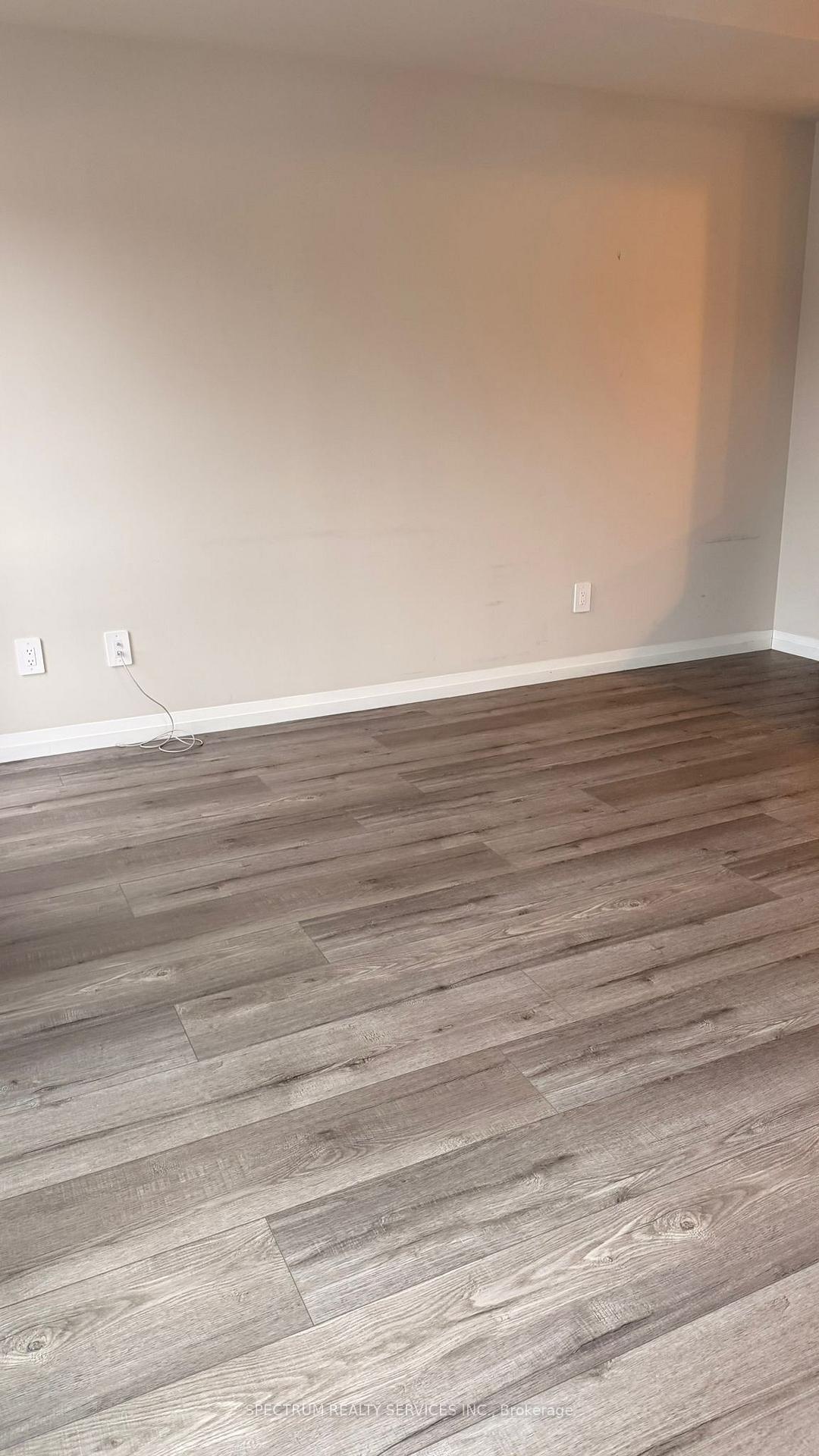 Photo 4 of Unit 50, 720 Grey Street, Brantford, Echo Place — HOMEH