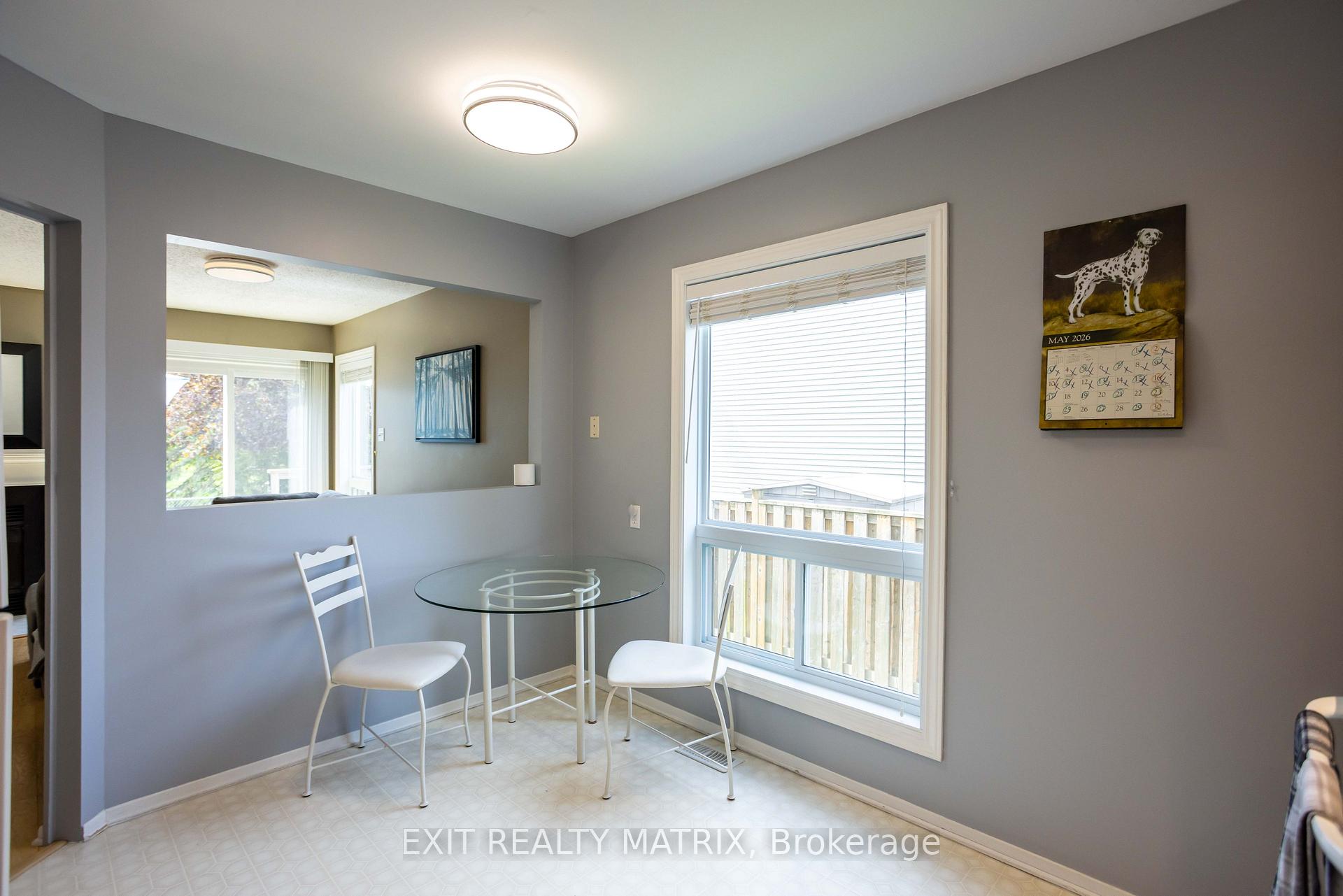 Photo 12 of 1521 Briarfield Crescent, Ottawa, Fallingbrook/Ridgemount — HOMEH