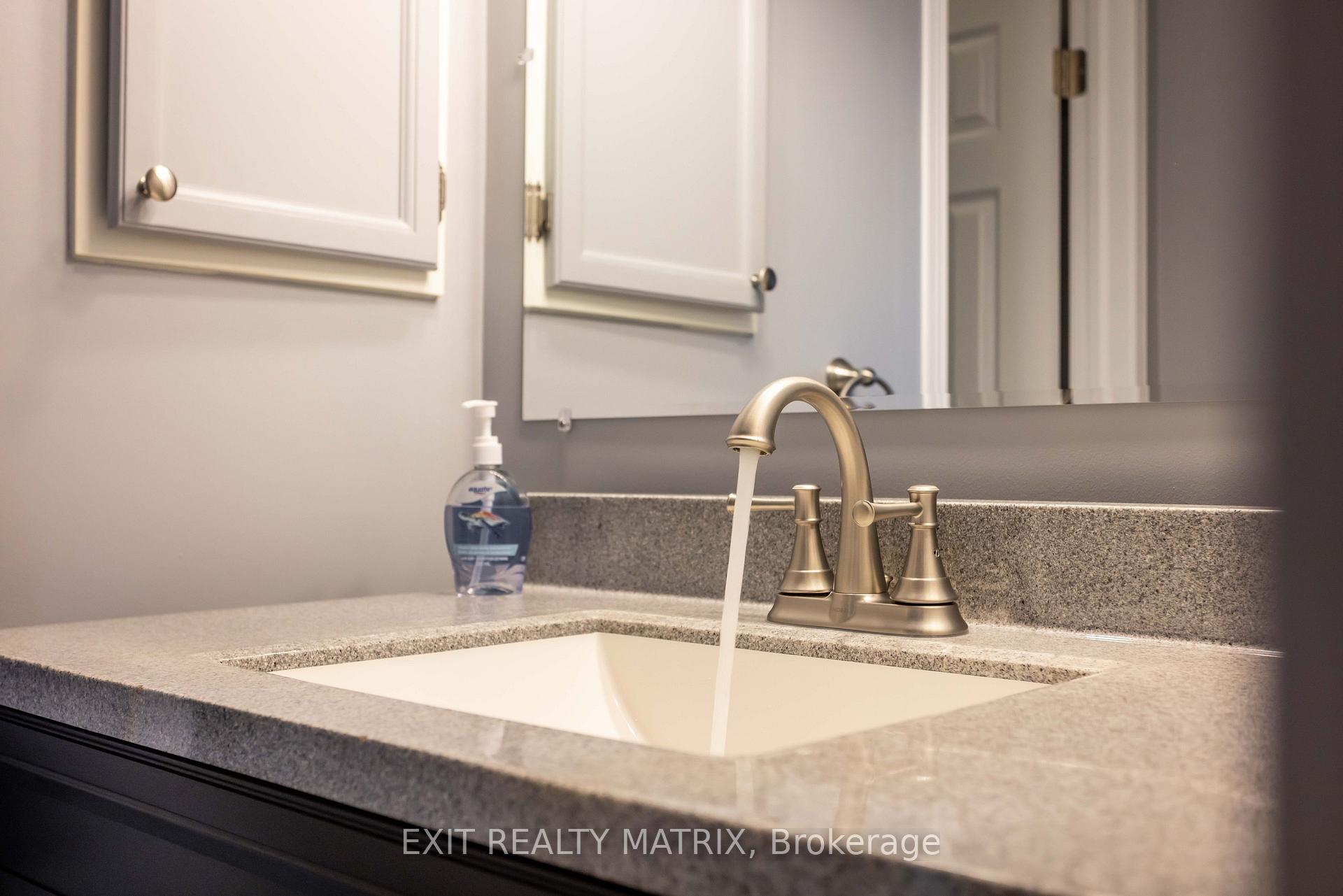 Photo 21 of 1521 Briarfield Crescent, Ottawa, Fallingbrook/Ridgemount — HOMEH
