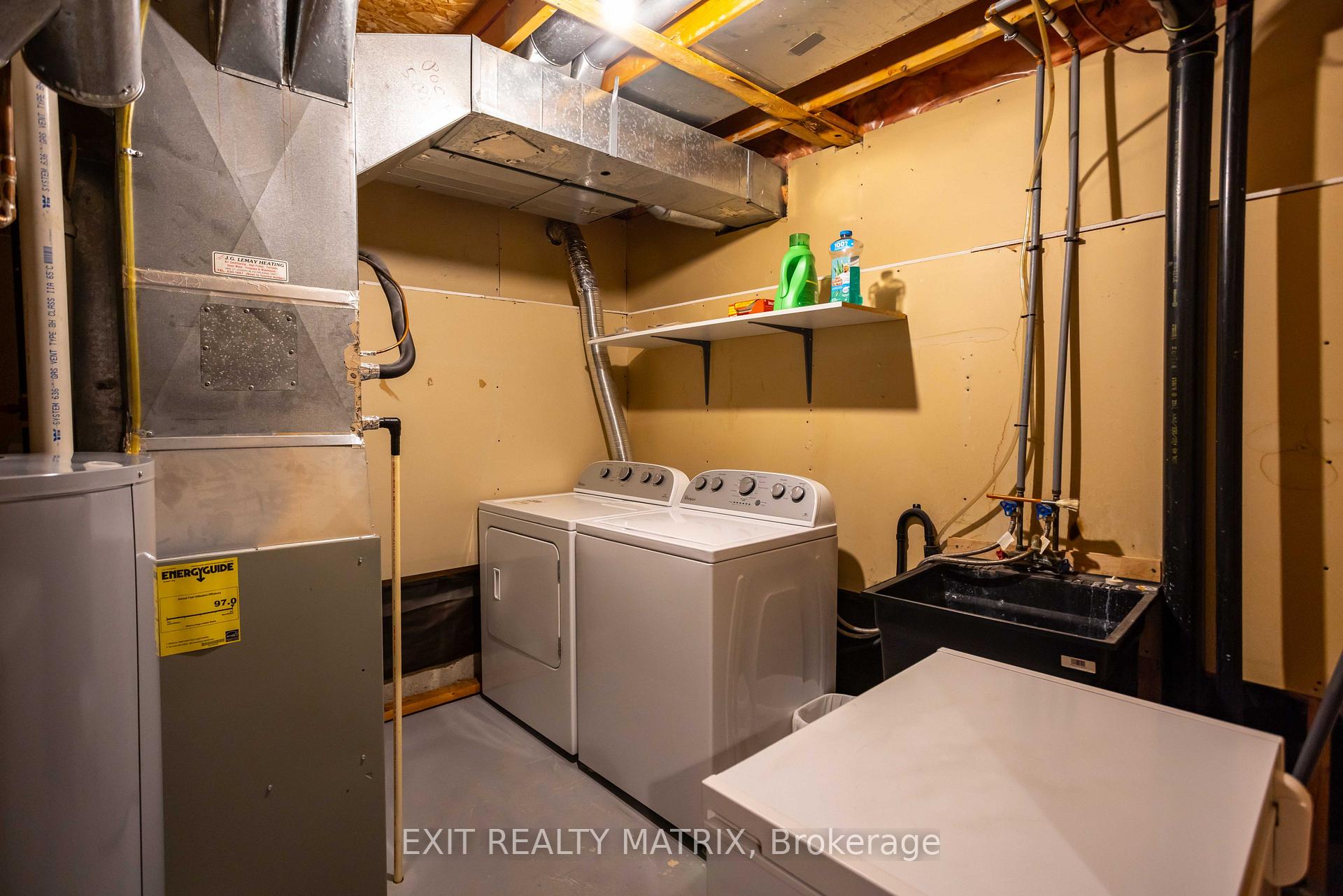 Photo 30 of 1521 Briarfield Crescent, Ottawa, Fallingbrook/Ridgemount — HOMEH