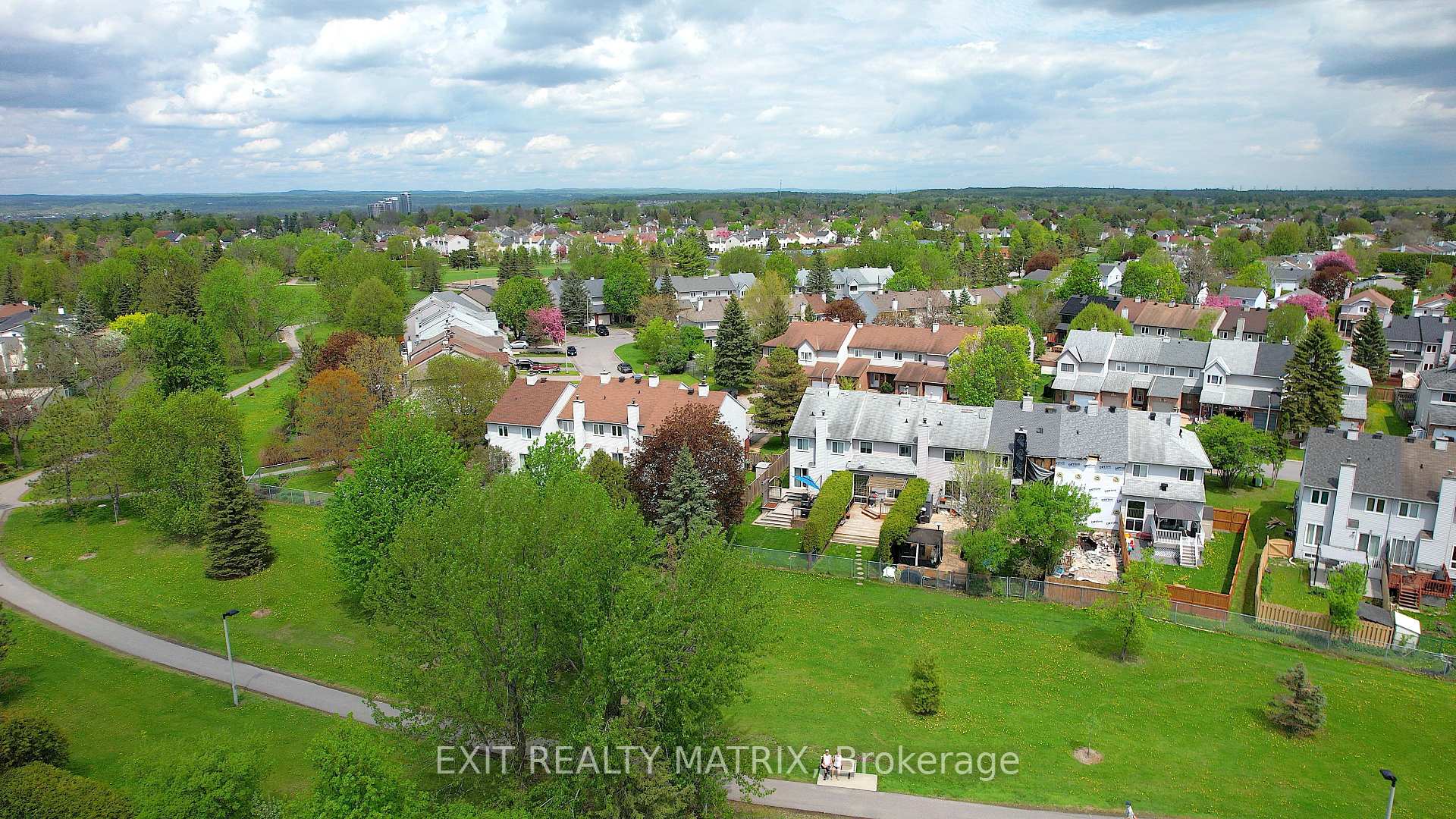 Photo 41 of 1521 Briarfield Crescent, Ottawa, Fallingbrook/Ridgemount — HOMEH
