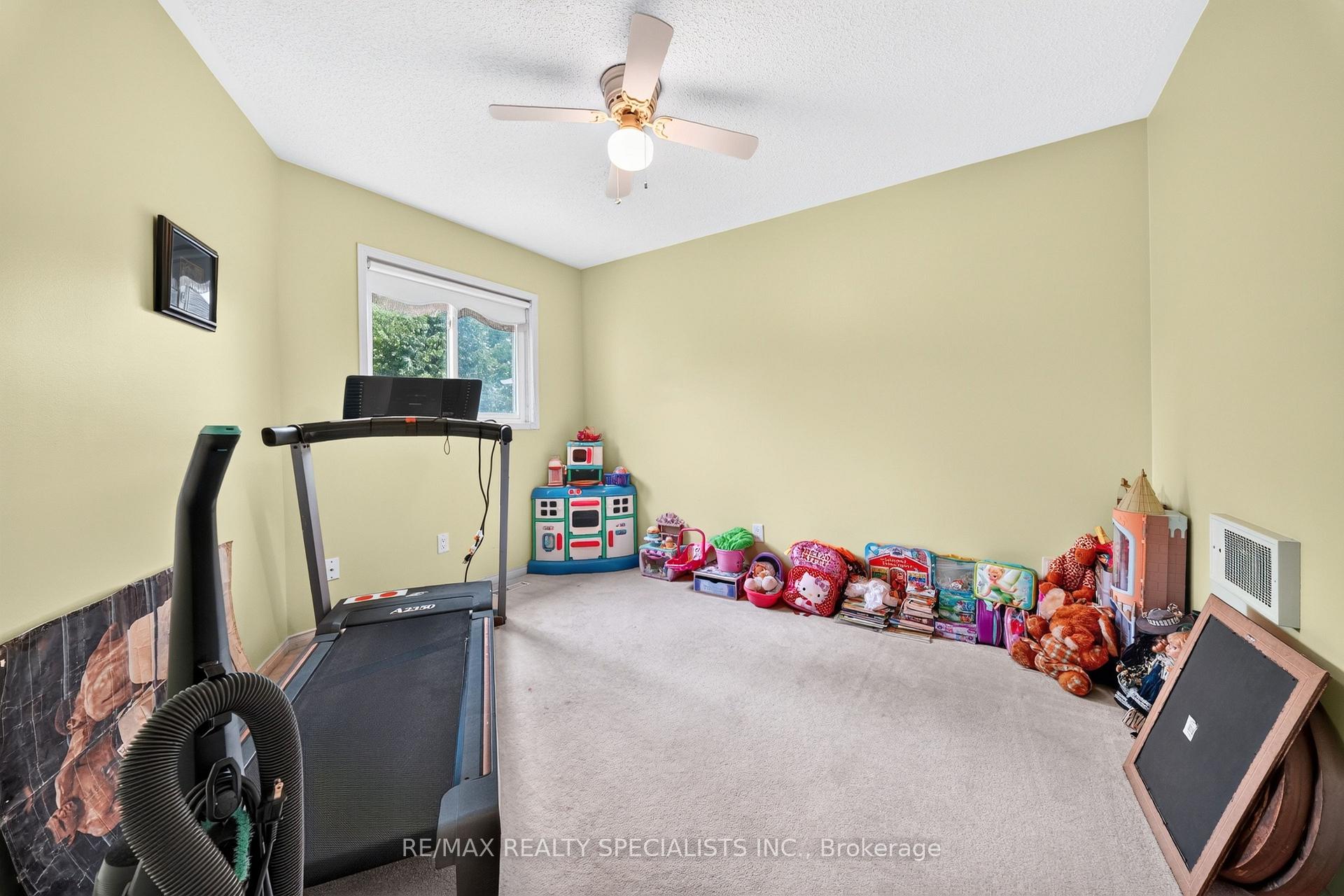 Photo 8 of 3 Nuffield Street, Brampton, Westgate — HOMEH