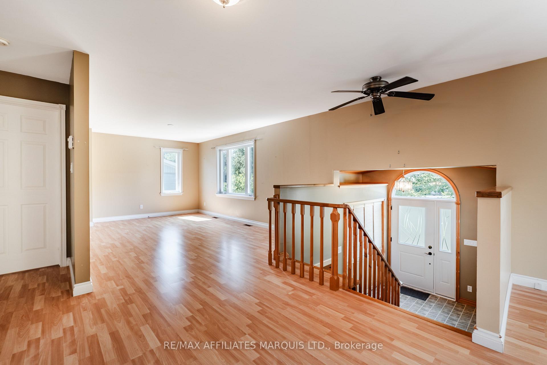 Photo 8 of 24 Nelson Street, North Stormont, Finch — HOMEH