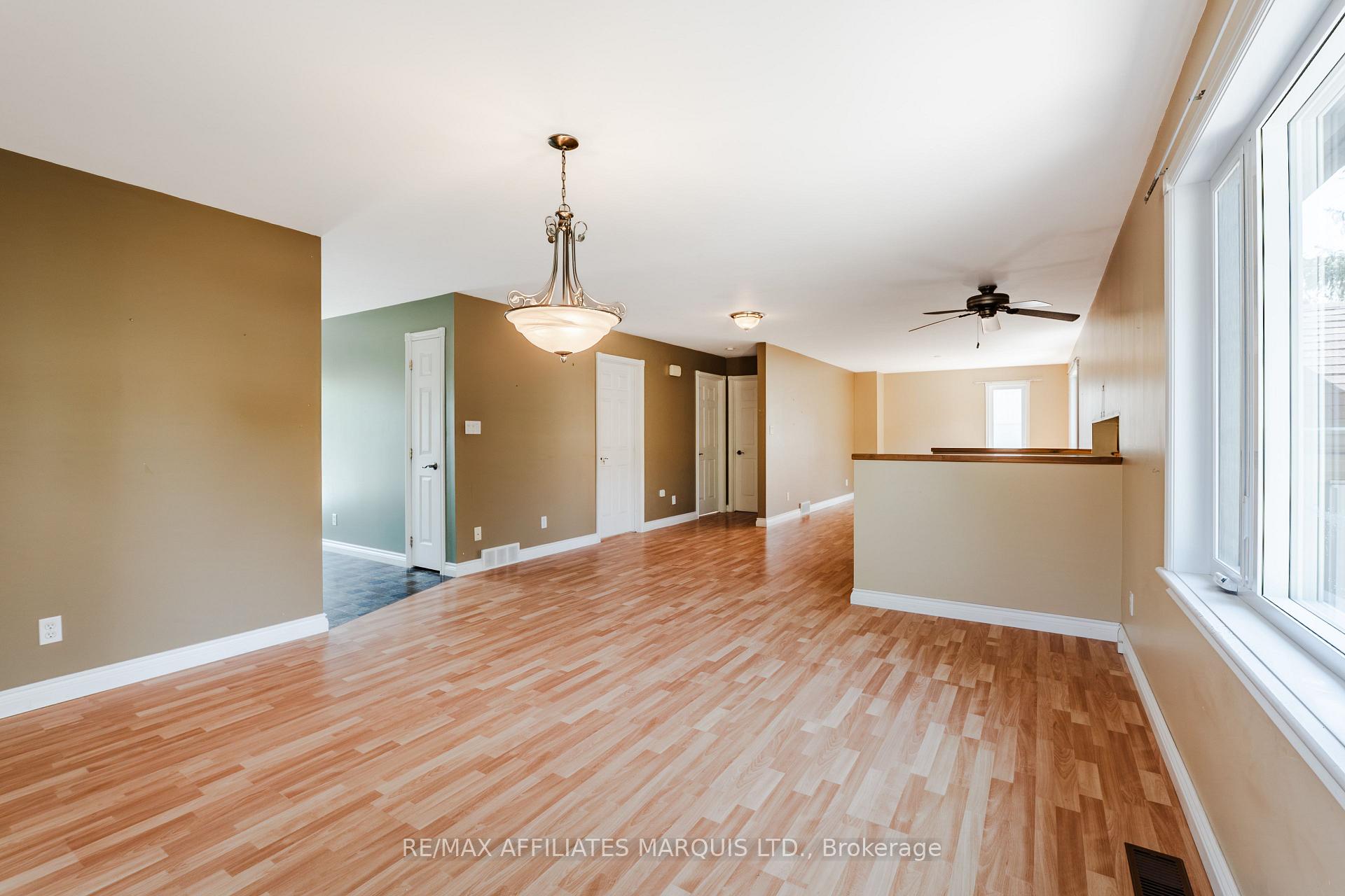 Photo 10 of 24 Nelson Street, North Stormont, Finch — HOMEH