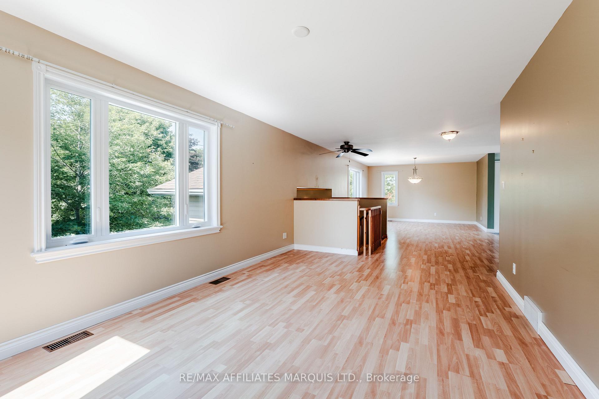 Photo 11 of 24 Nelson Street, North Stormont, Finch — HOMEH
