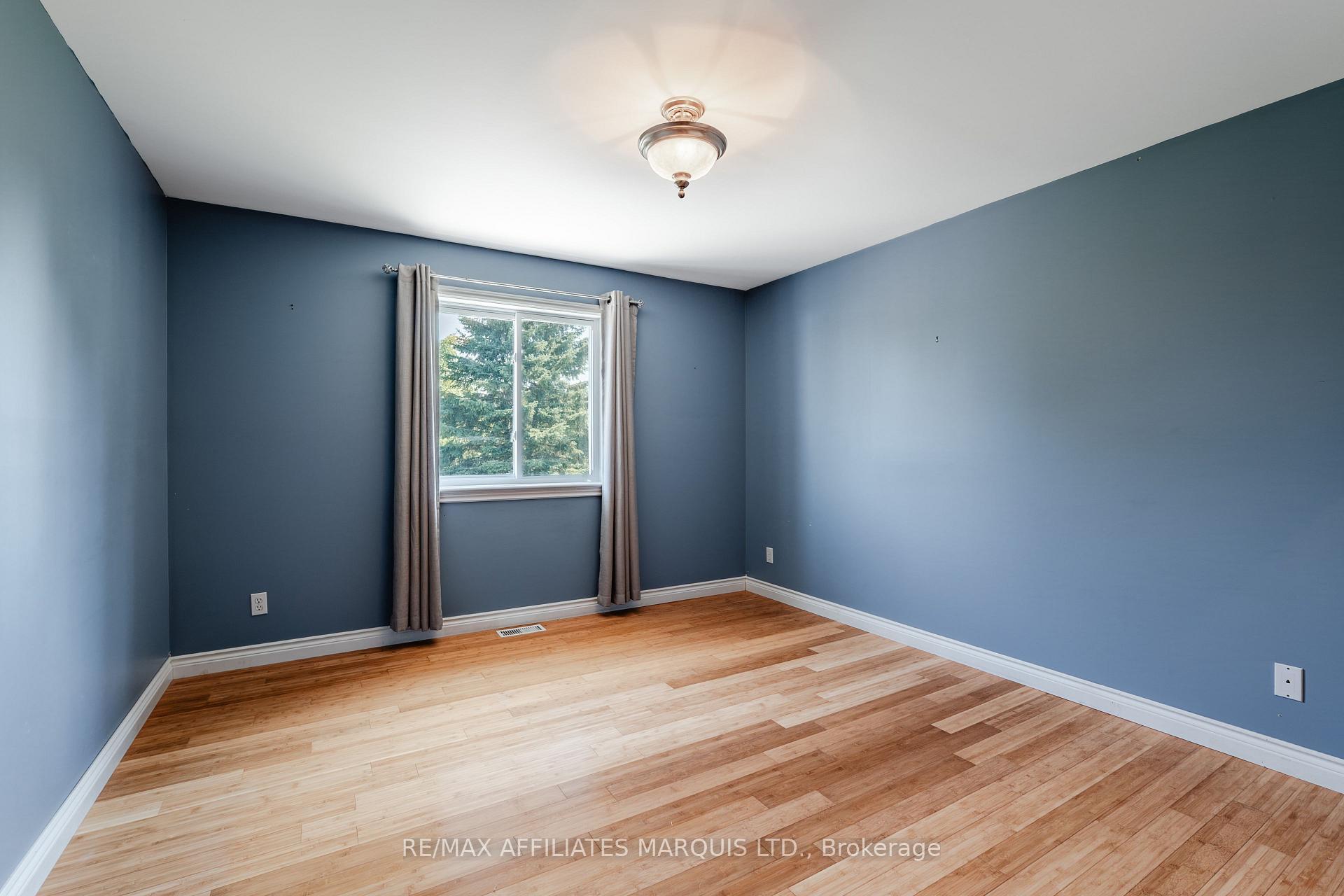 Photo 18 of 24 Nelson Street, North Stormont, Finch — HOMEH
