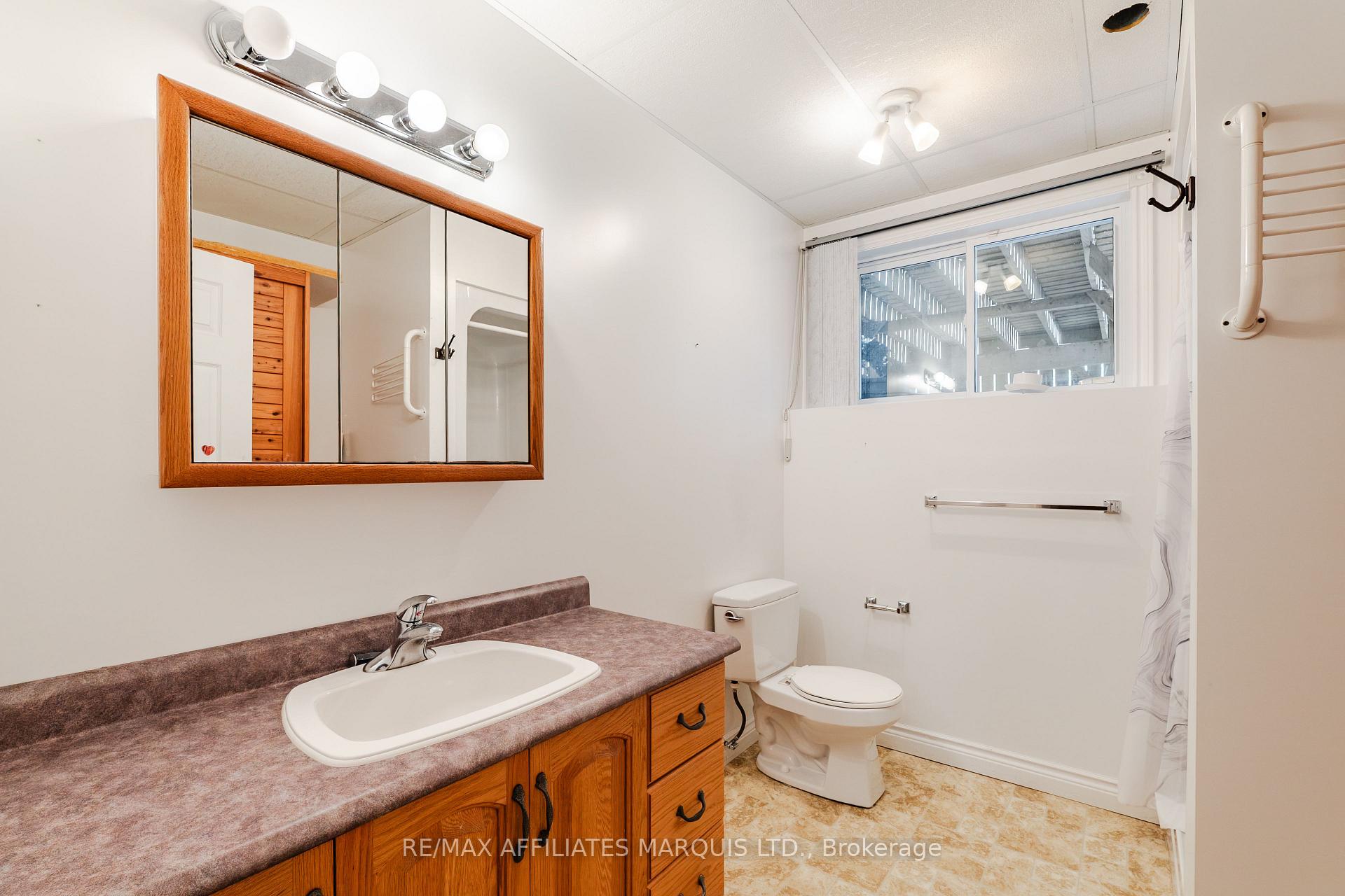 Photo 28 of 24 Nelson Street, North Stormont, Finch — HOMEH