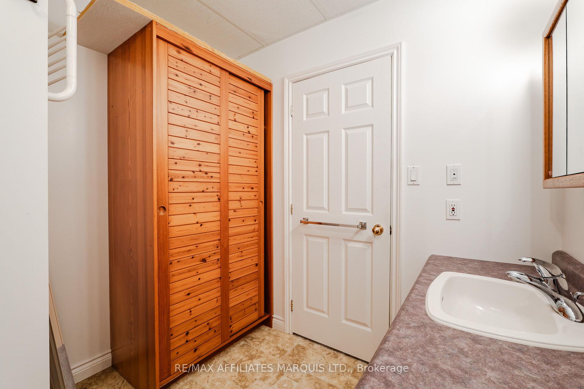 Photo 30 of 24 Nelson Street, North Stormont, Finch — HOMEH