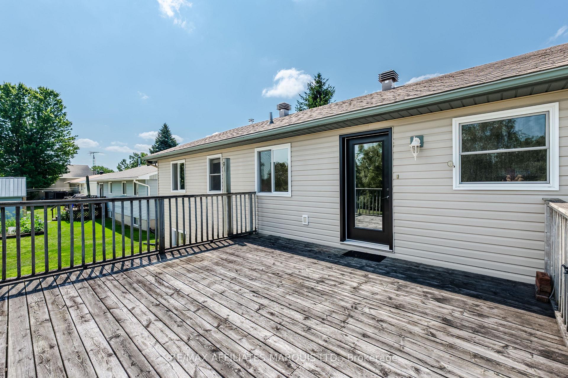 Photo 41 of 24 Nelson Street, North Stormont, Finch — HOMEH