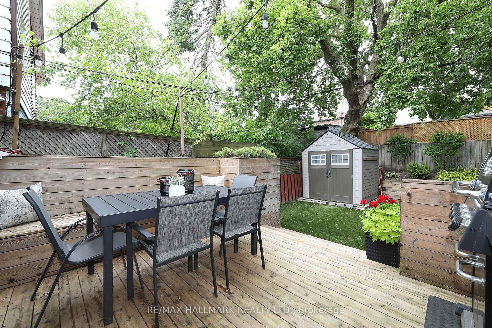 Photo 2 of 339 Scarborough Road, Toronto, The Beaches — HOMEH