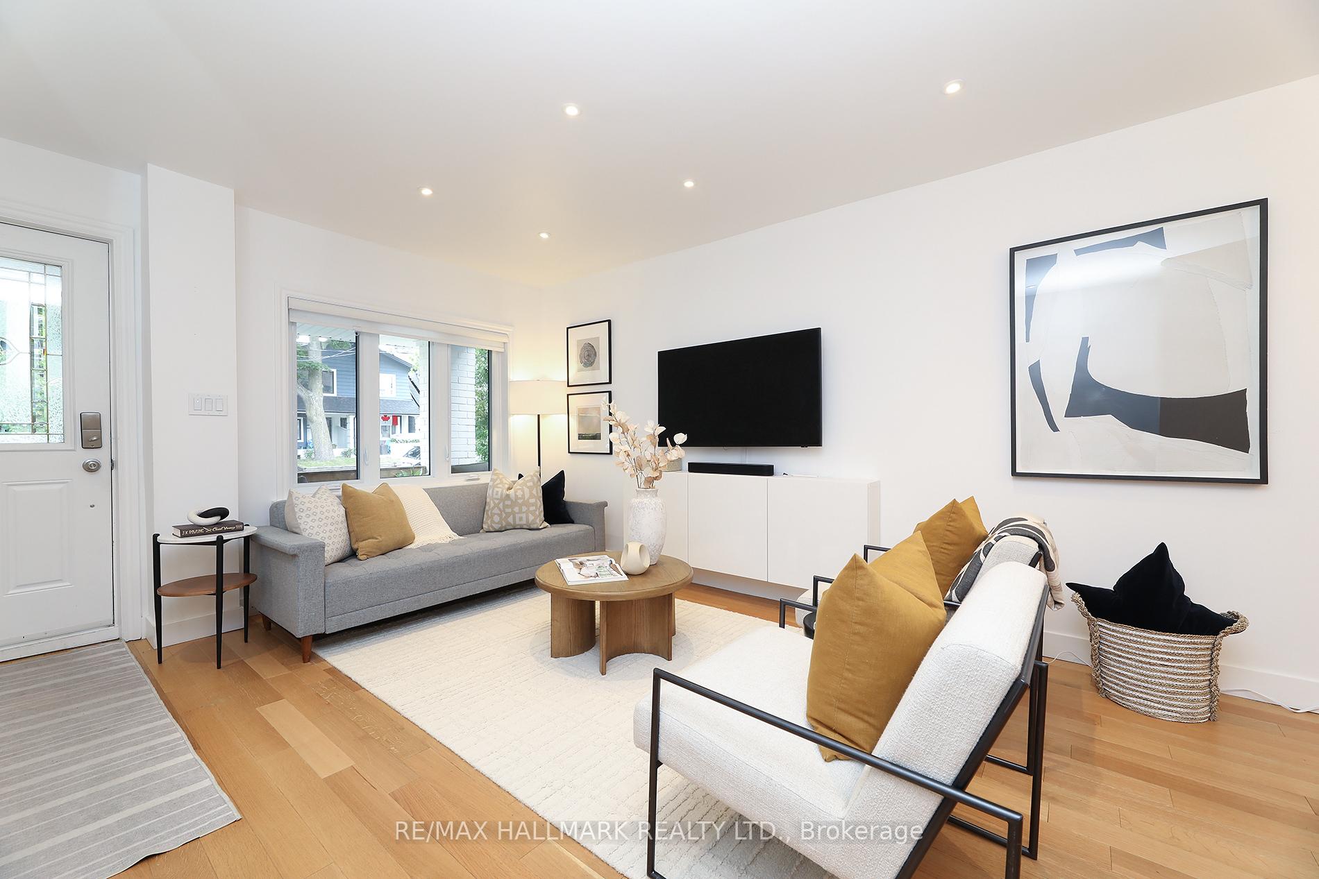 Photo 10 of 339 Scarborough Road, Toronto, The Beaches — HOMEH