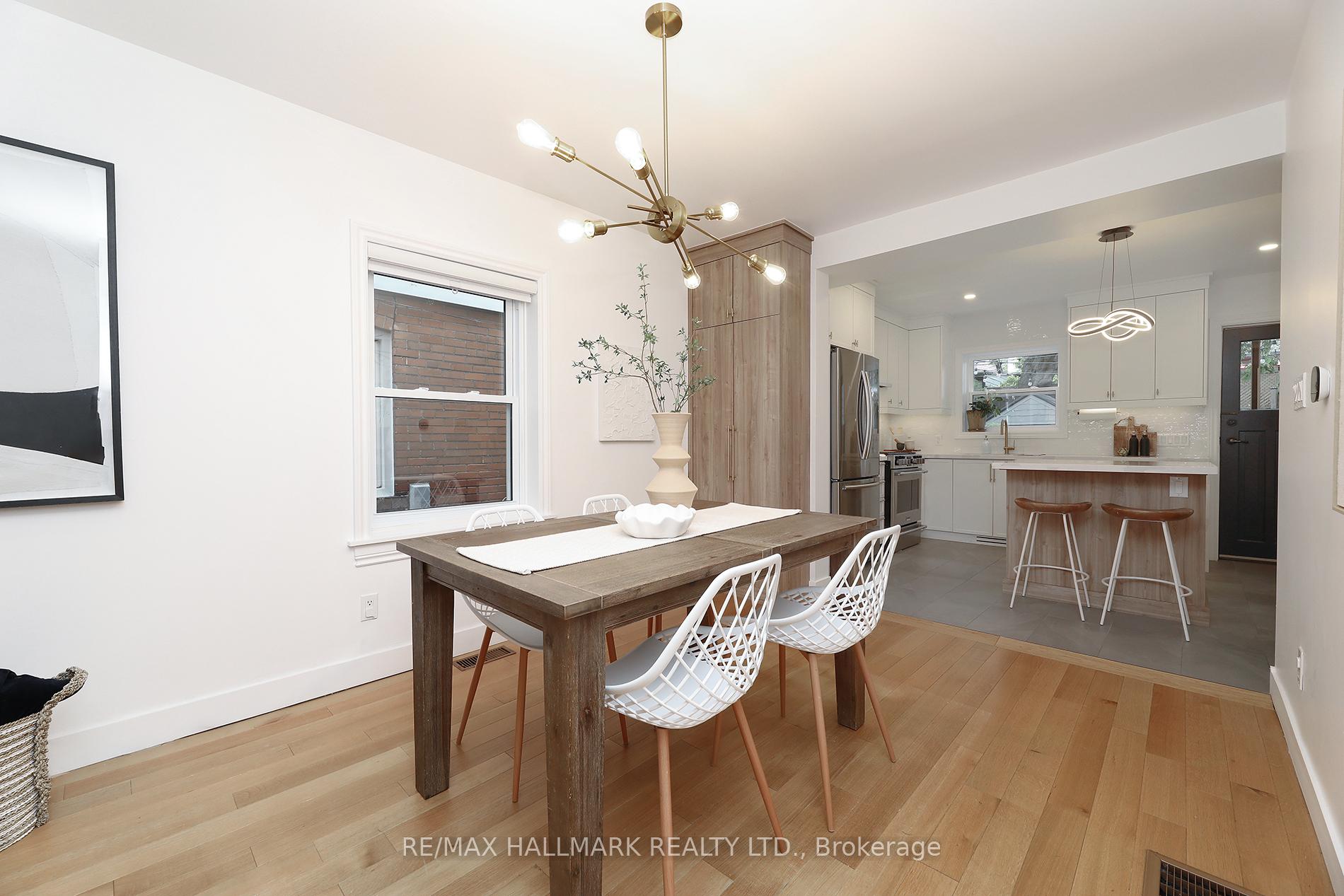 Photo 11 of 339 Scarborough Road, Toronto, The Beaches — HOMEH