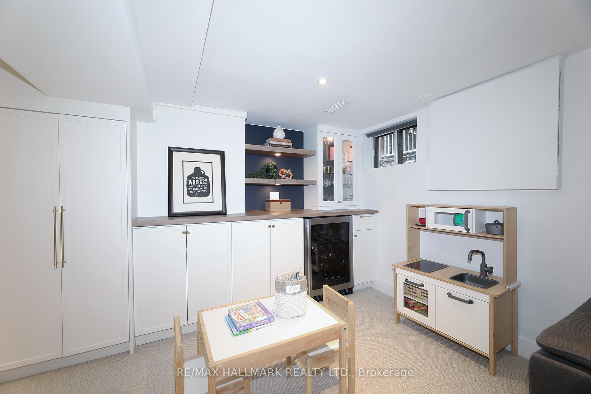 Photo 40 of 339 Scarborough Road, Toronto, The Beaches — HOMEH