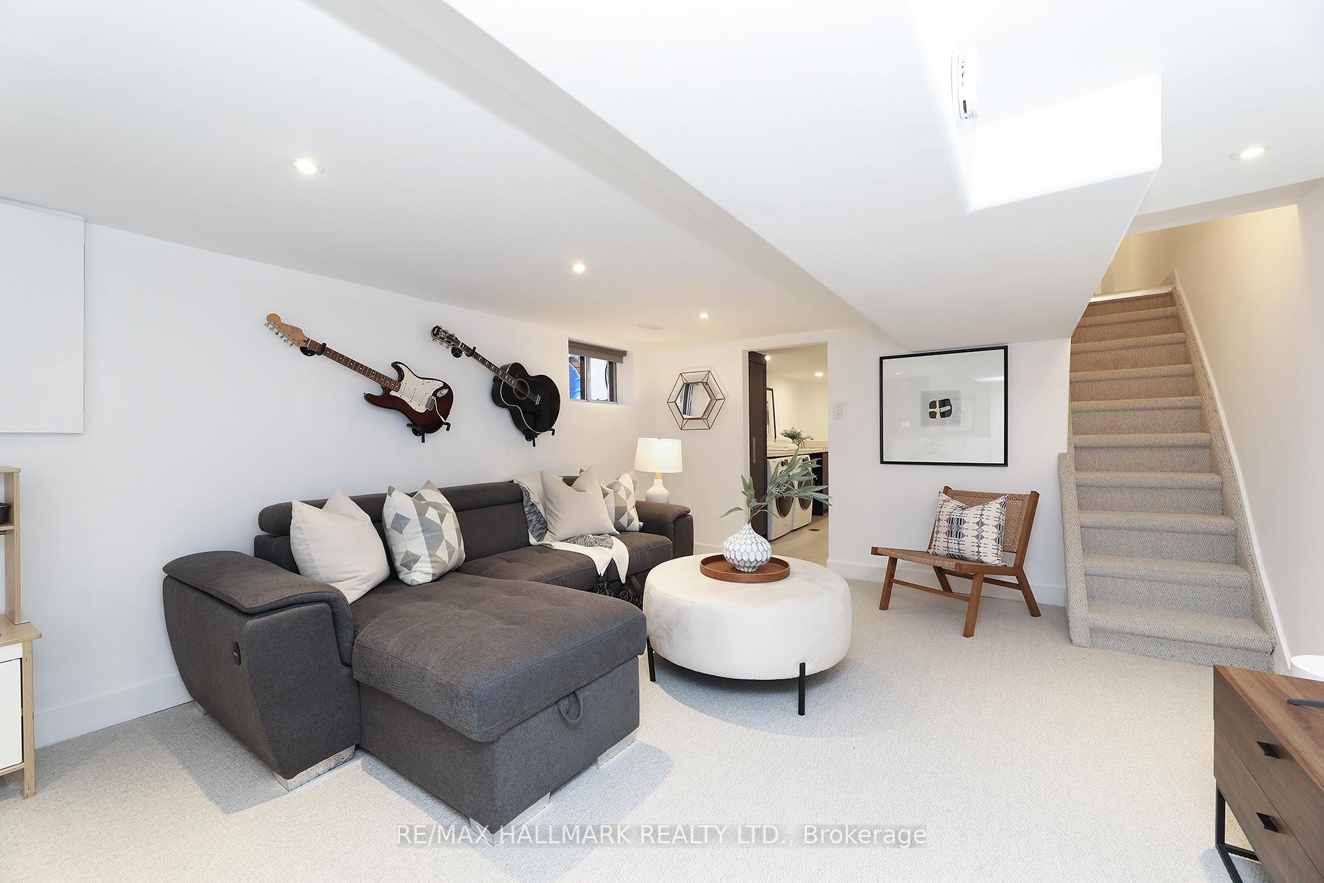 Photo 41 of 339 Scarborough Road, Toronto, The Beaches — HOMEH