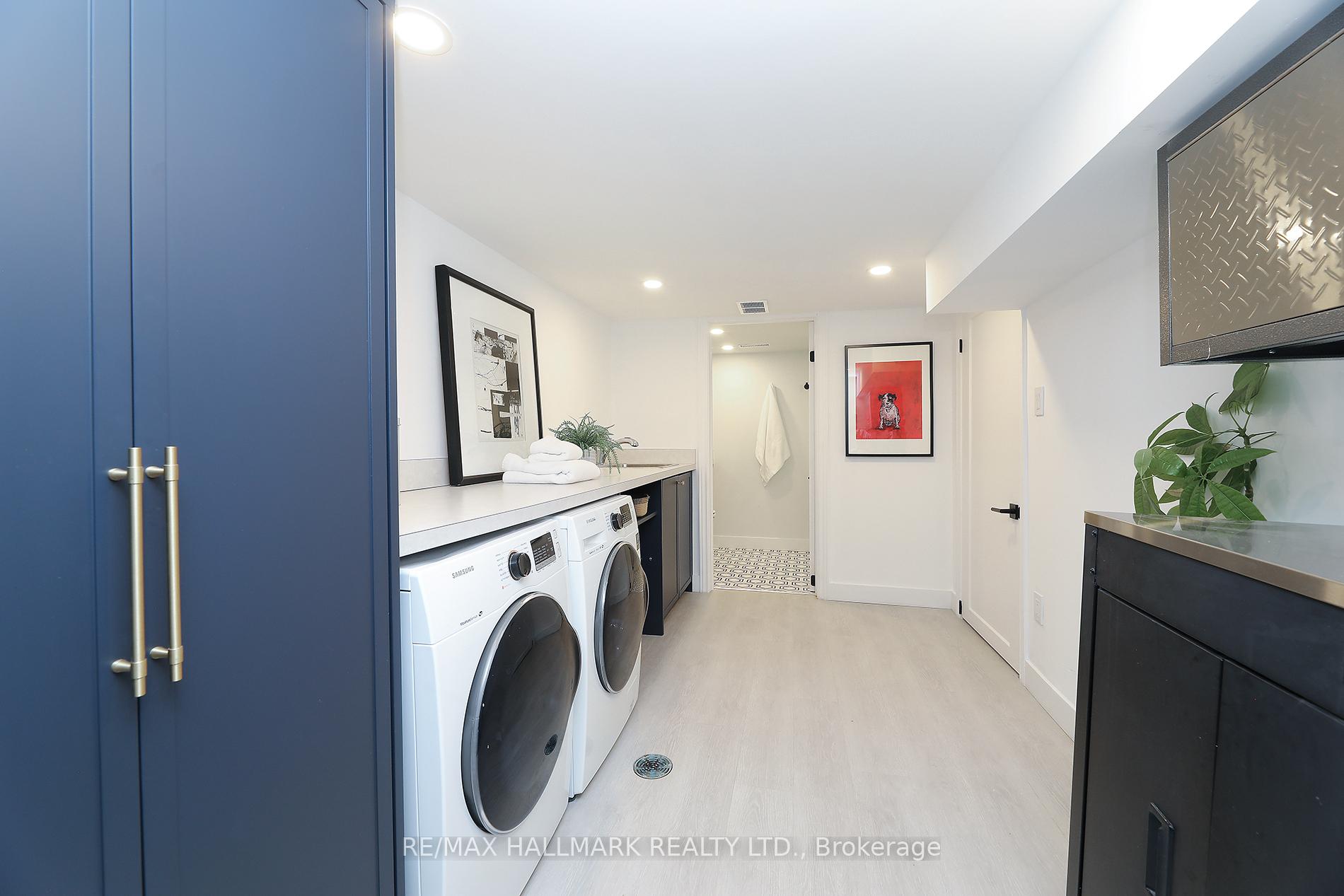 Photo 43 of 339 Scarborough Road, Toronto, The Beaches — HOMEH