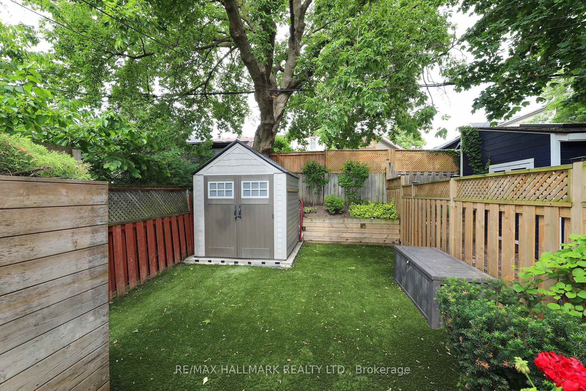 Photo 49 of 339 Scarborough Road, Toronto, The Beaches — HOMEH
