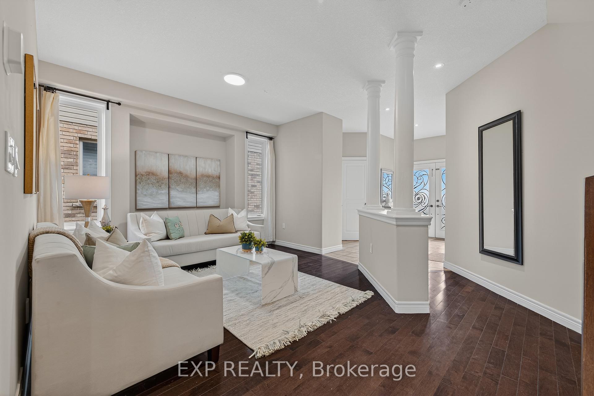 Photo 3 of 100 Garinger Crescent, Hamilton, Binbrook — HOMEH