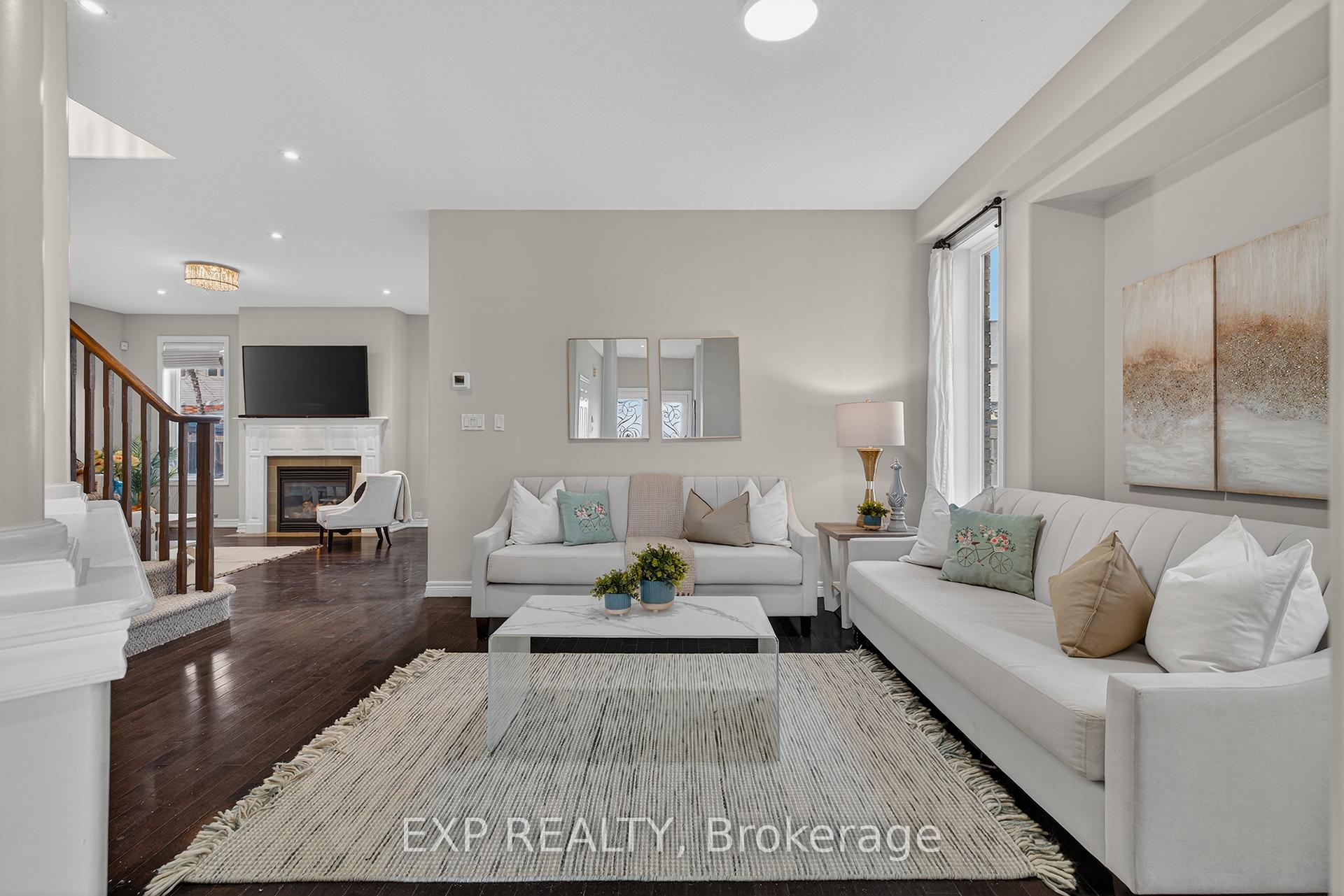Photo 5 of 100 Garinger Crescent, Hamilton, Binbrook — HOMEH