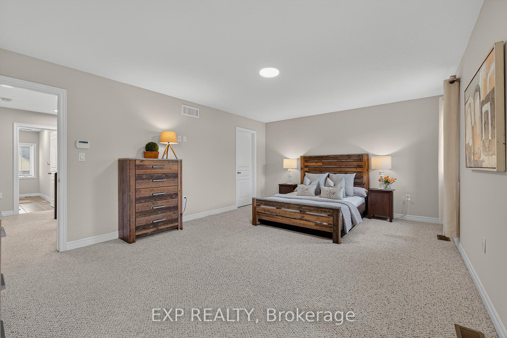 Photo 20 of 100 Garinger Crescent, Hamilton, Binbrook — HOMEH