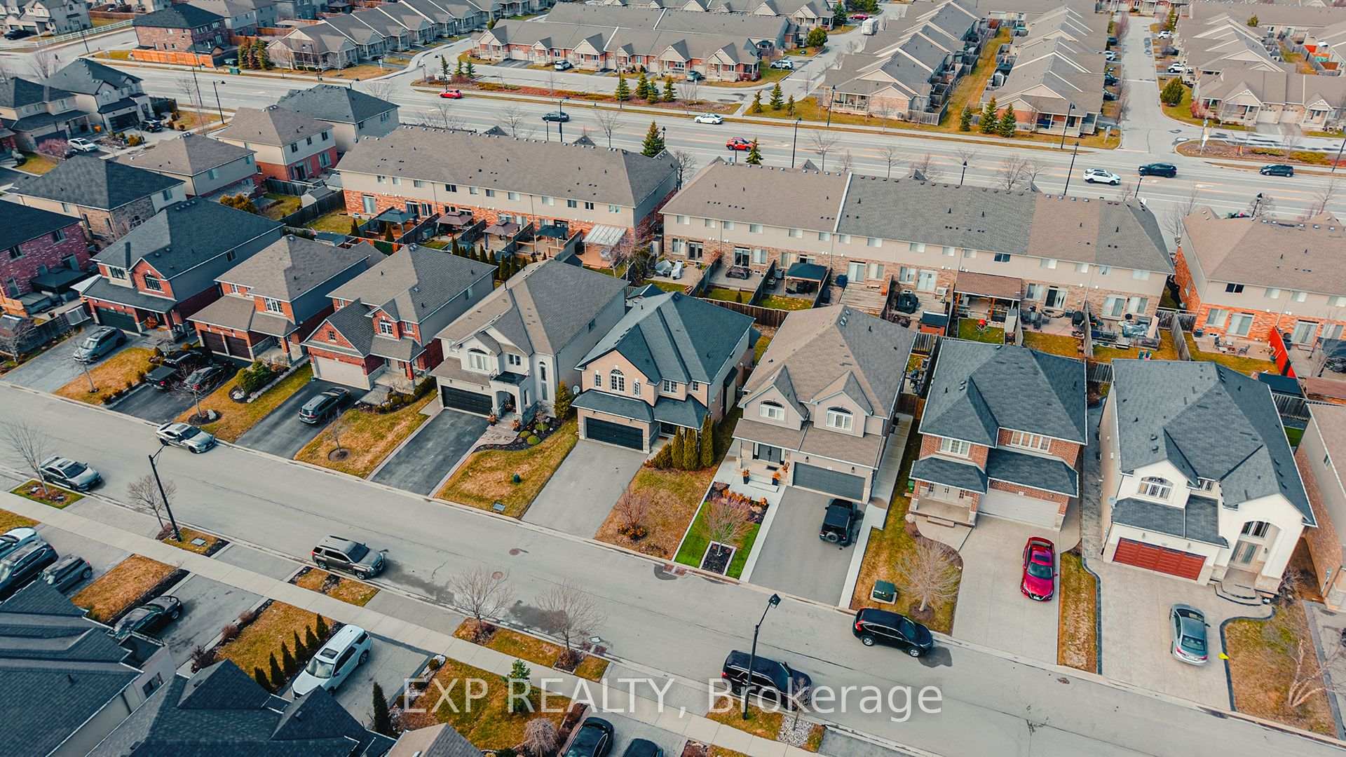 Photo 31 of 100 Garinger Crescent, Hamilton, Binbrook — HOMEH