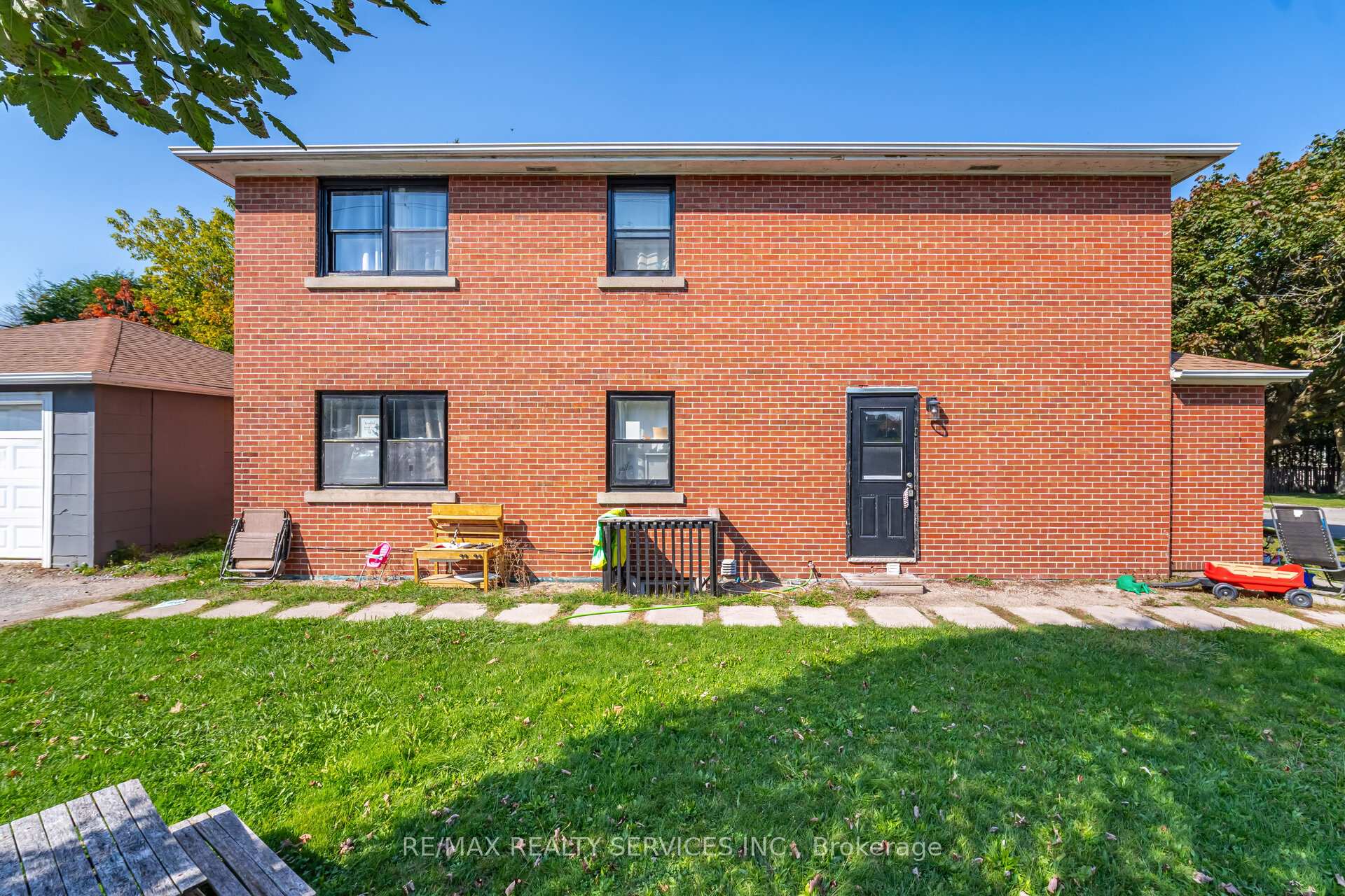 Photo 4 of Unit (Lower), 21 Beverley Street, Waterloo, Uptown West — HOMEH