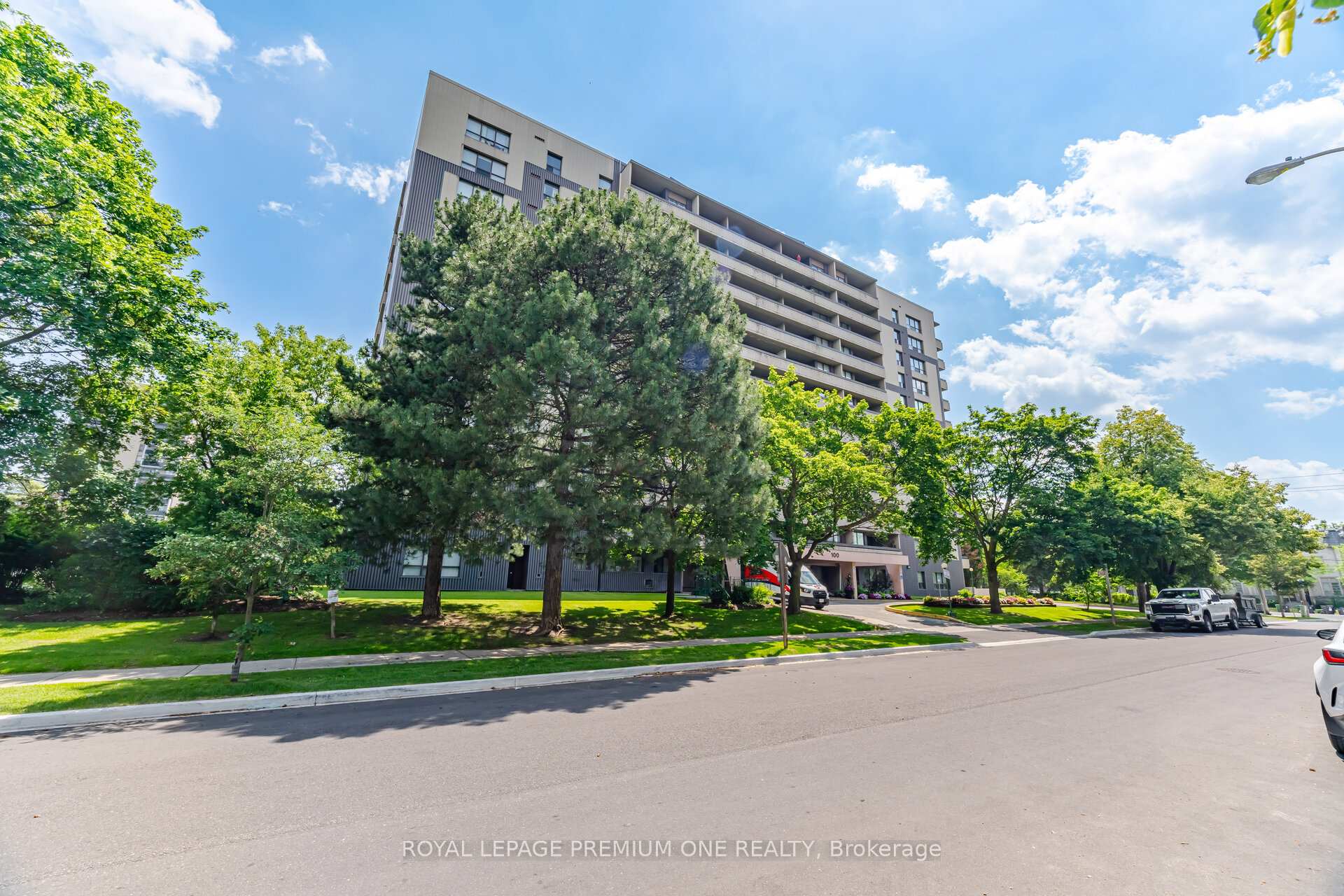 Photo of Unit 302, 100 Canyon Avenue