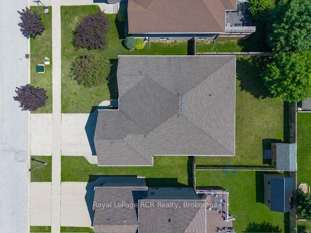 Photo 2 of 231 Park Street, Kincardine — HOMEH