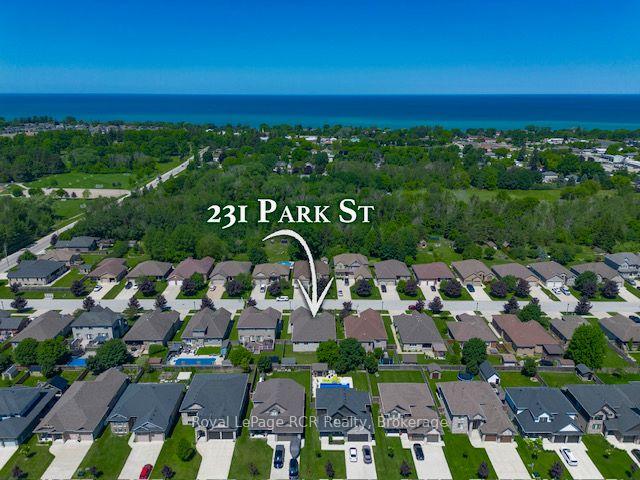 Photo 3 of 231 Park Street, Kincardine — HOMEH
