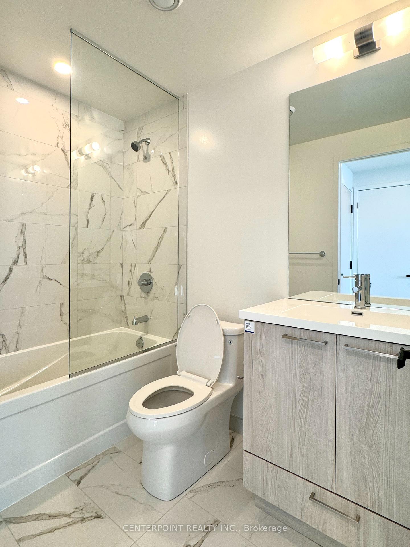 Photo 7 of Unit 5212, 195 Commerce Street, Vaughan, Vaughan Corporate Centre — HOMEH