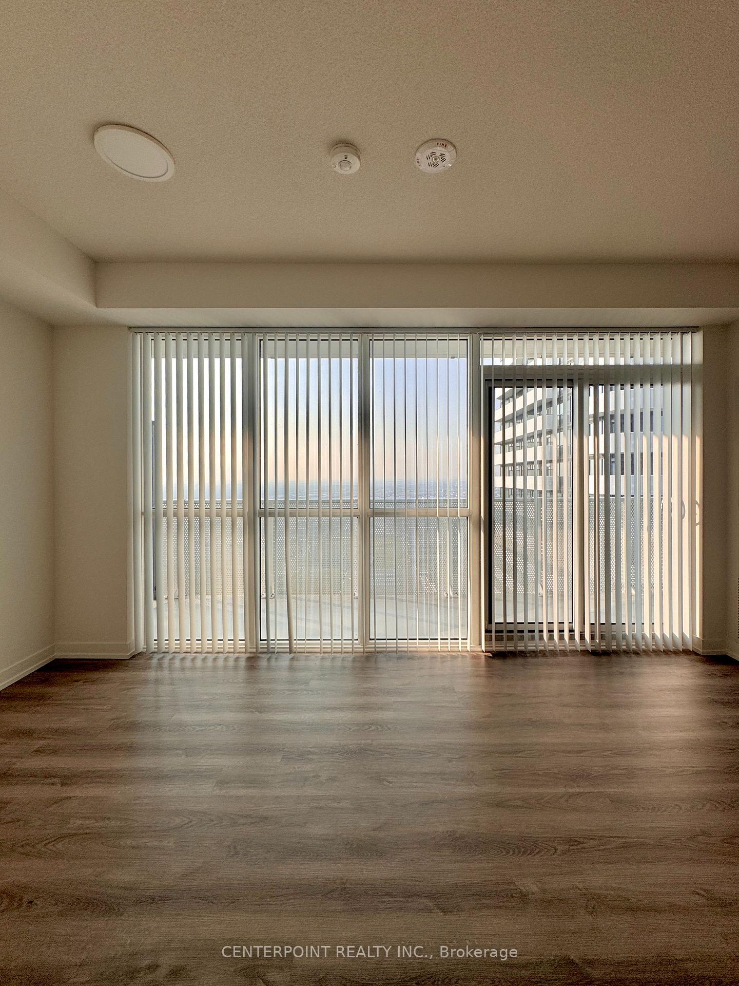 Photo 12 of Unit 5212, 195 Commerce Street, Vaughan, Vaughan Corporate Centre — HOMEH