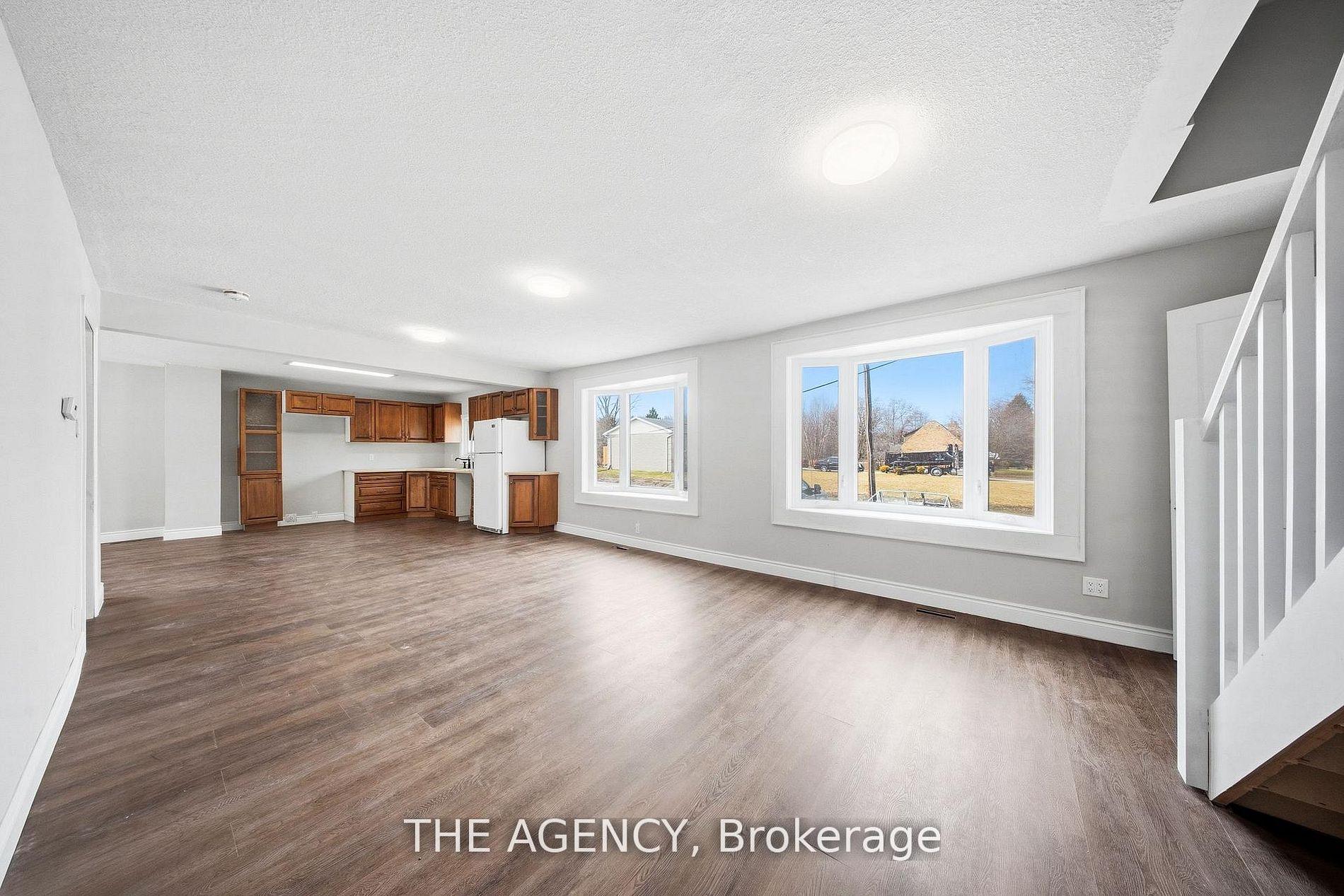 Photo 3 of Unit B, 75 Robinson Road, North Dumfries — HOMEH