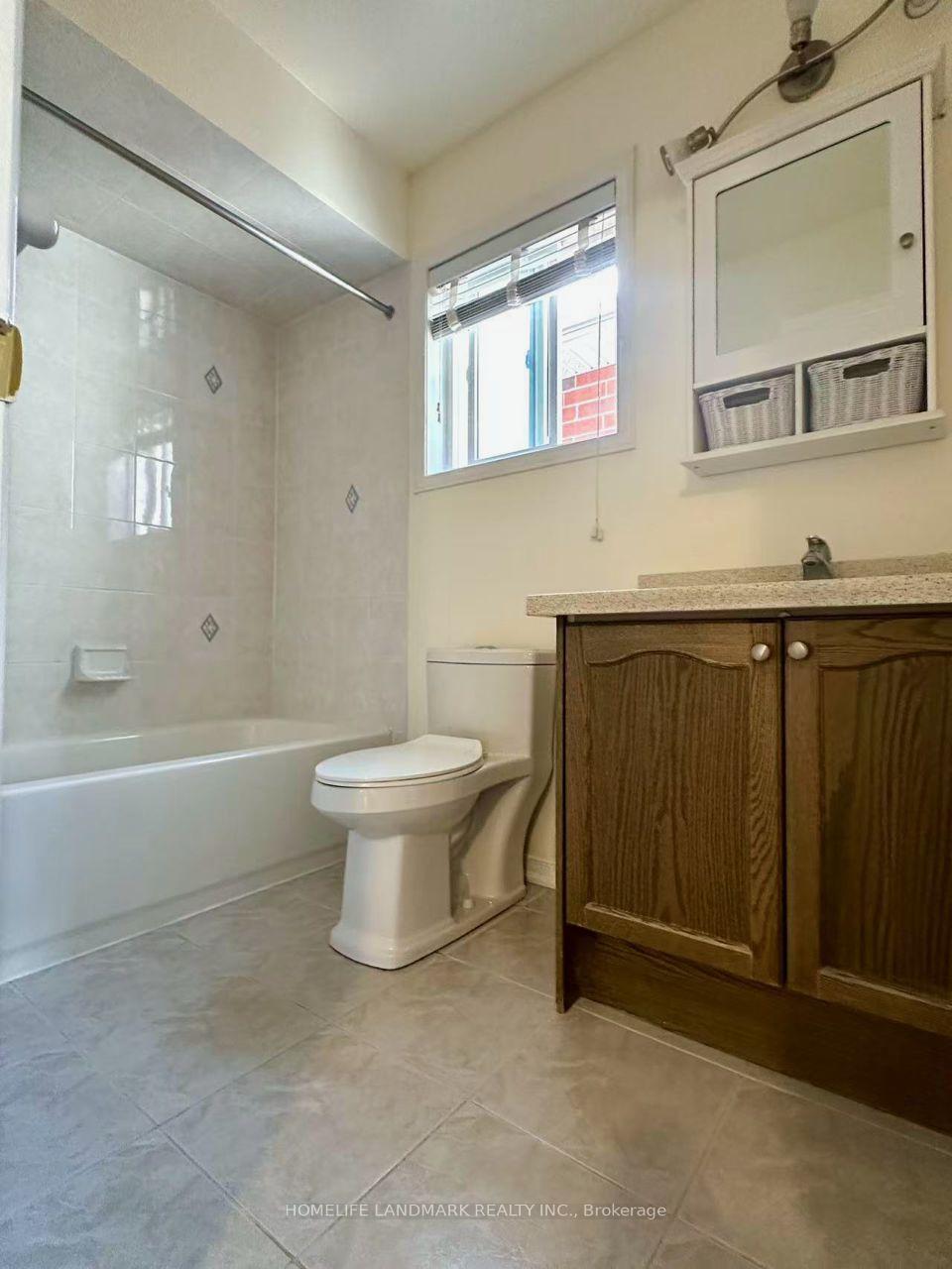 Photo 9 of 56 Briarcrest Drive, Markham, Berczy — HOMEH