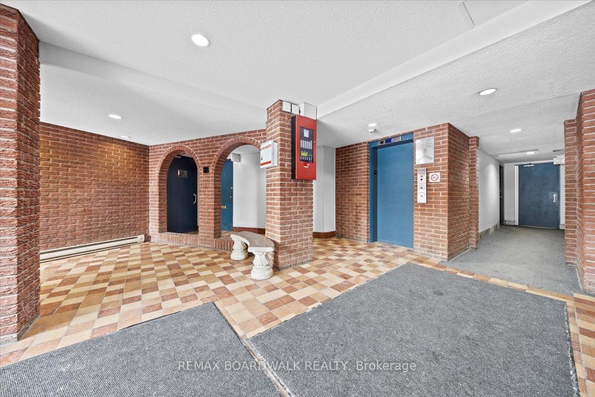 Photo 5 of Unit 108A, 2044 Arrowsmith Drive, Ottawa, Beacon Hill South — HOMEH